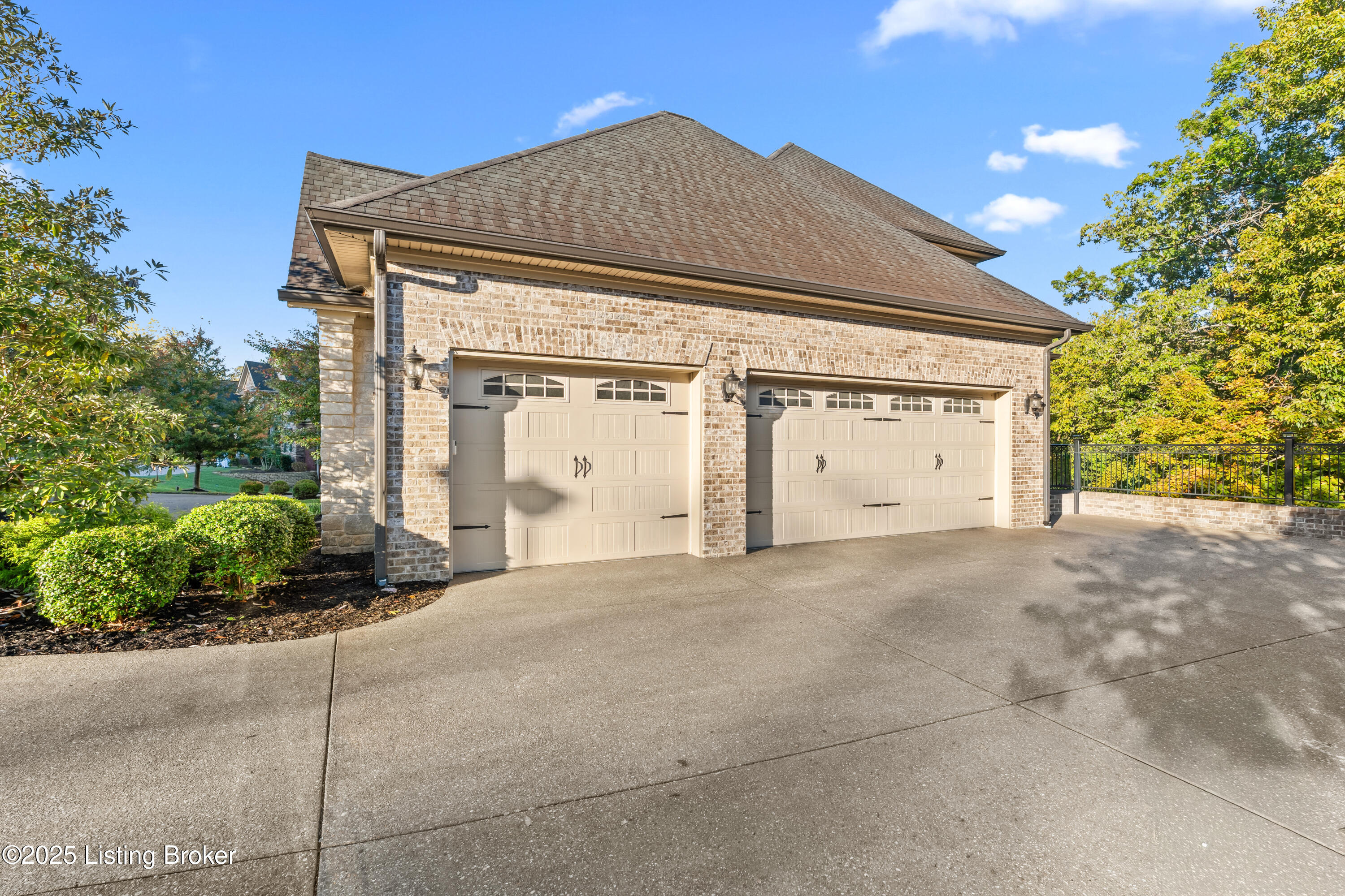 19010 Long Grove Way