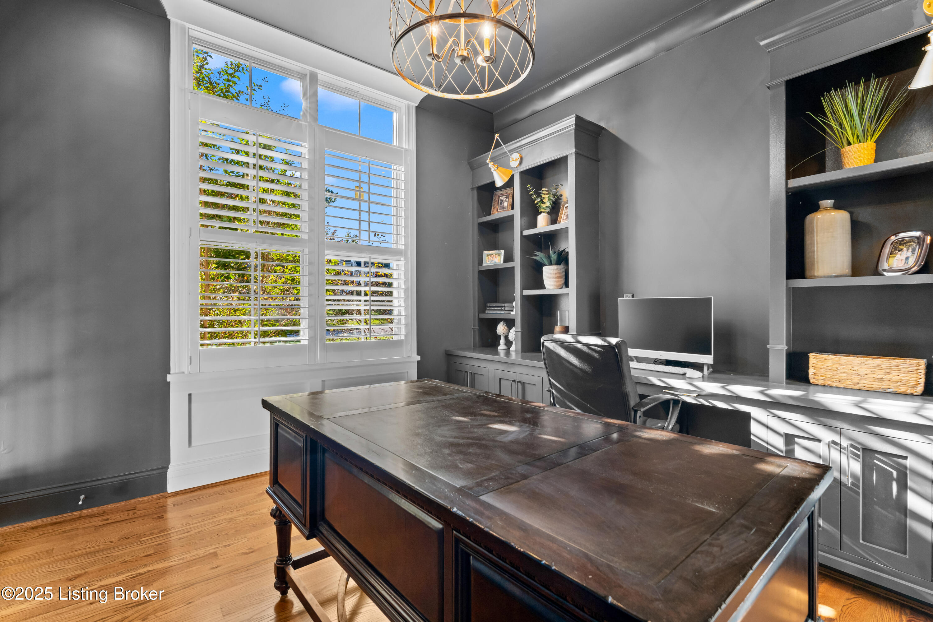 19010 Long Grove Way