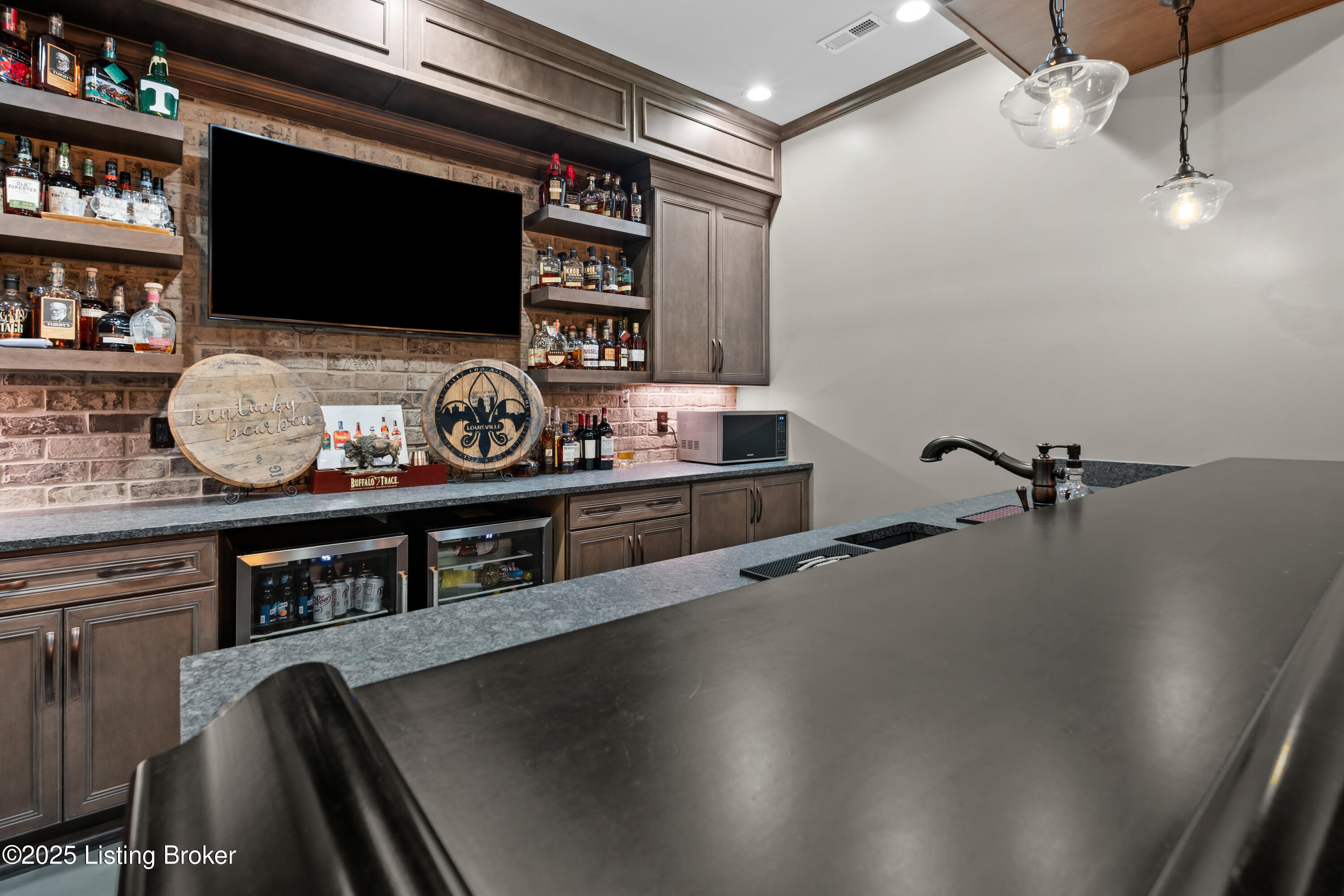 19010 Long Grove Way