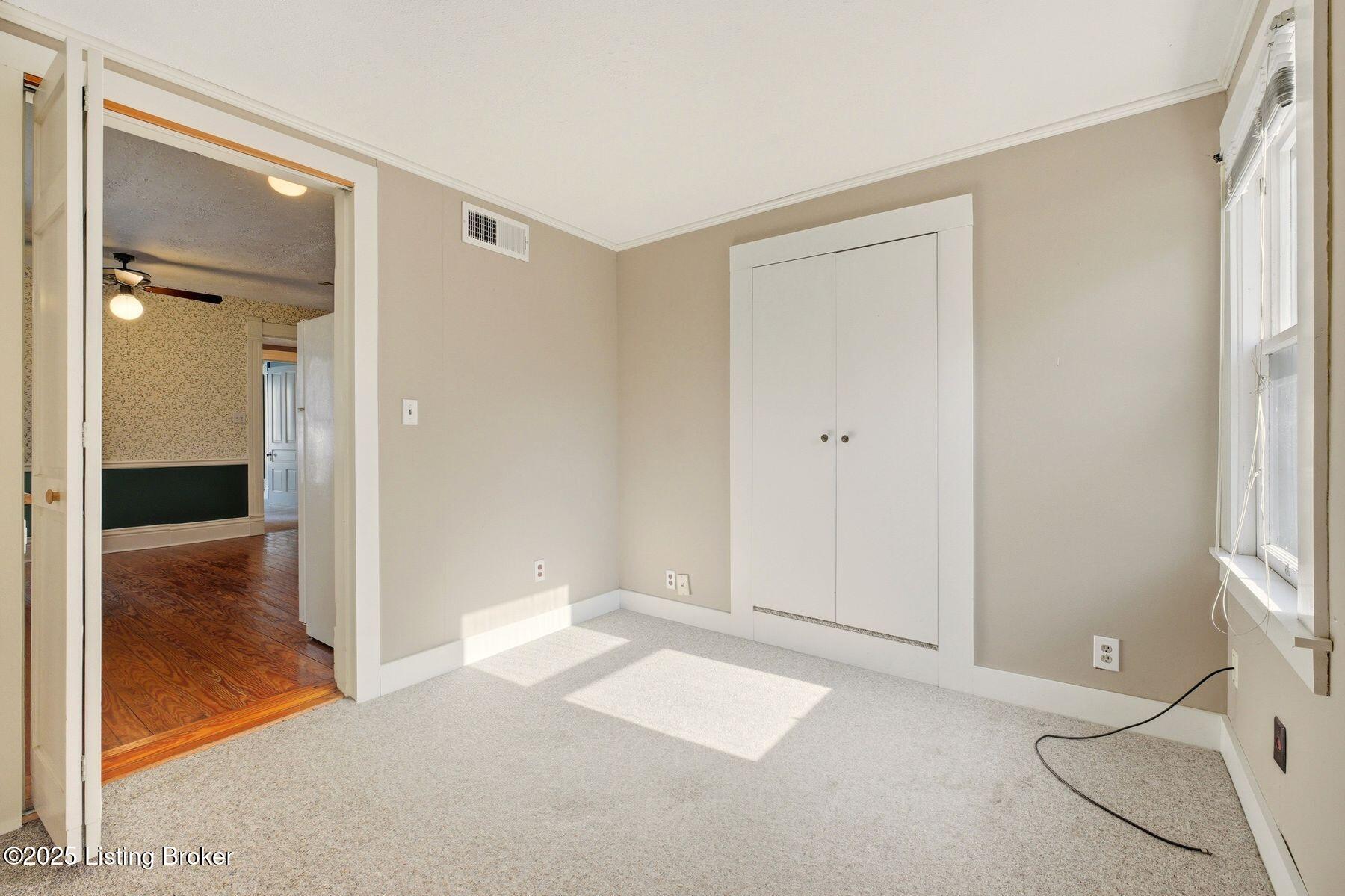 1704 Rosewood Ave