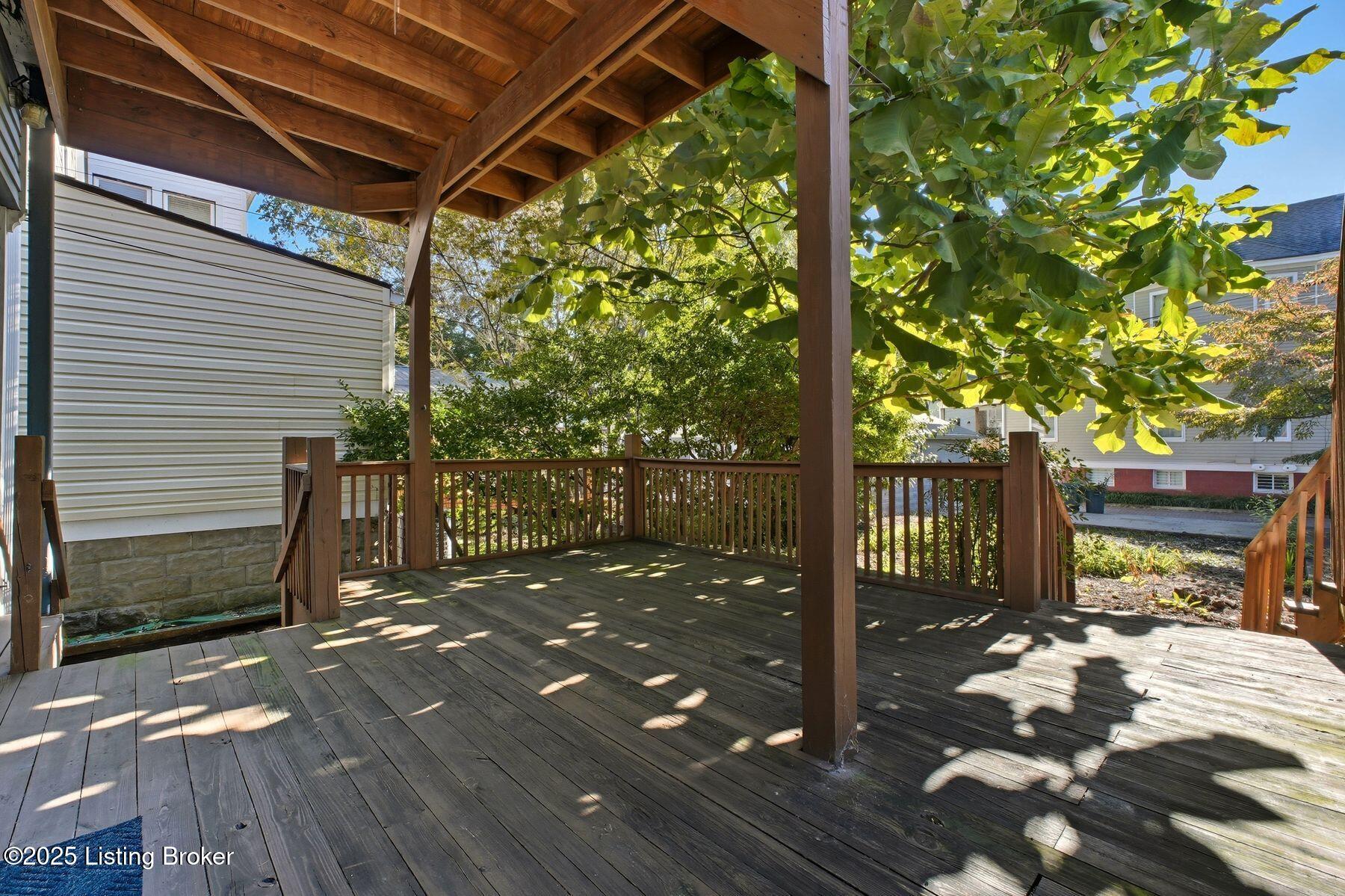 1704 Rosewood Ave
