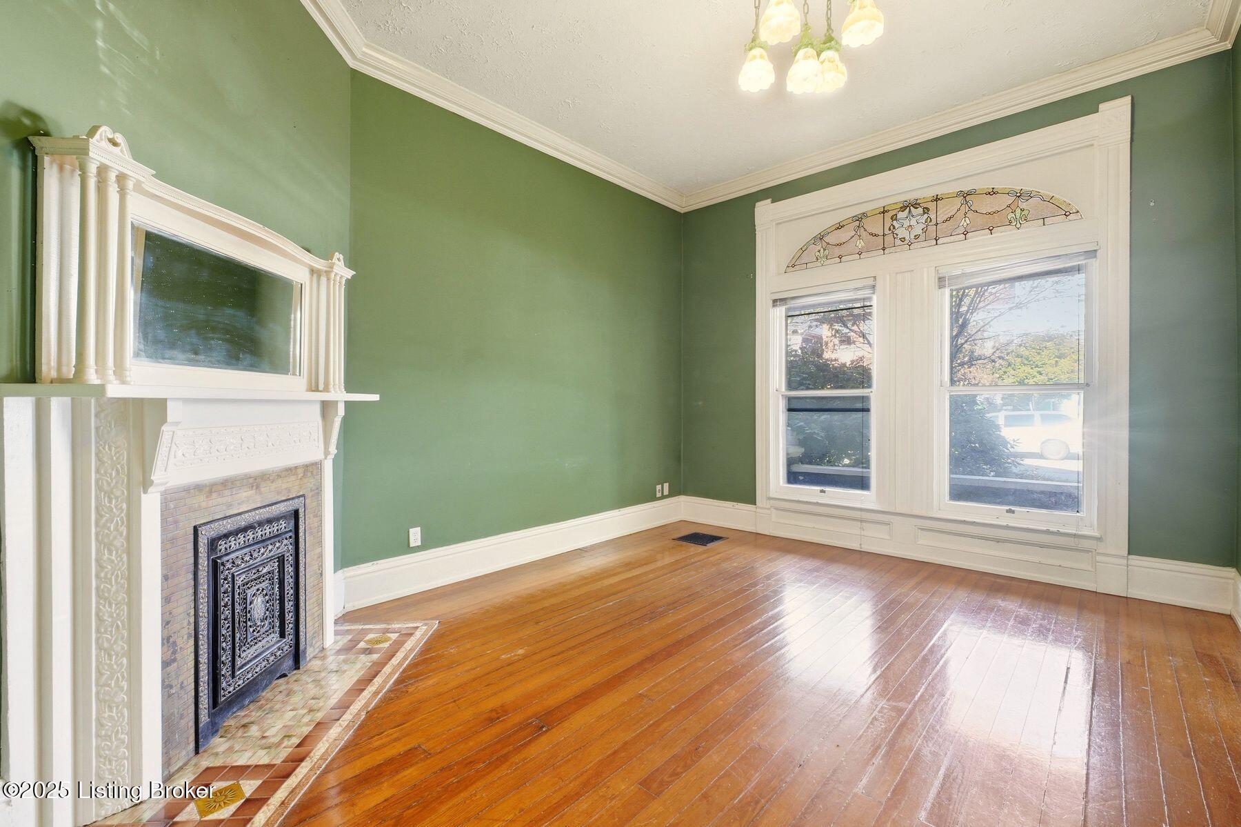 1704 Rosewood Ave