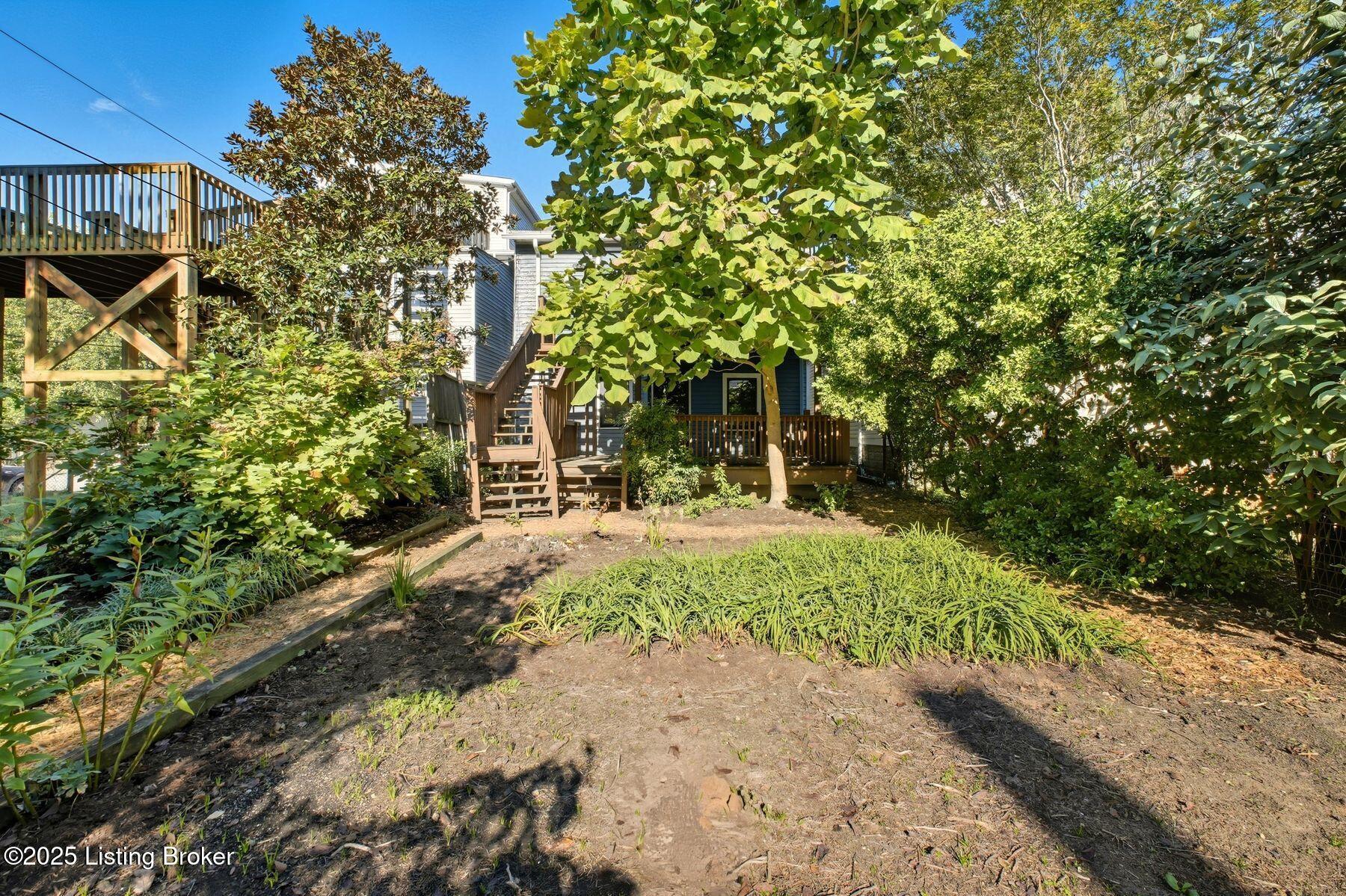 1704 Rosewood Ave