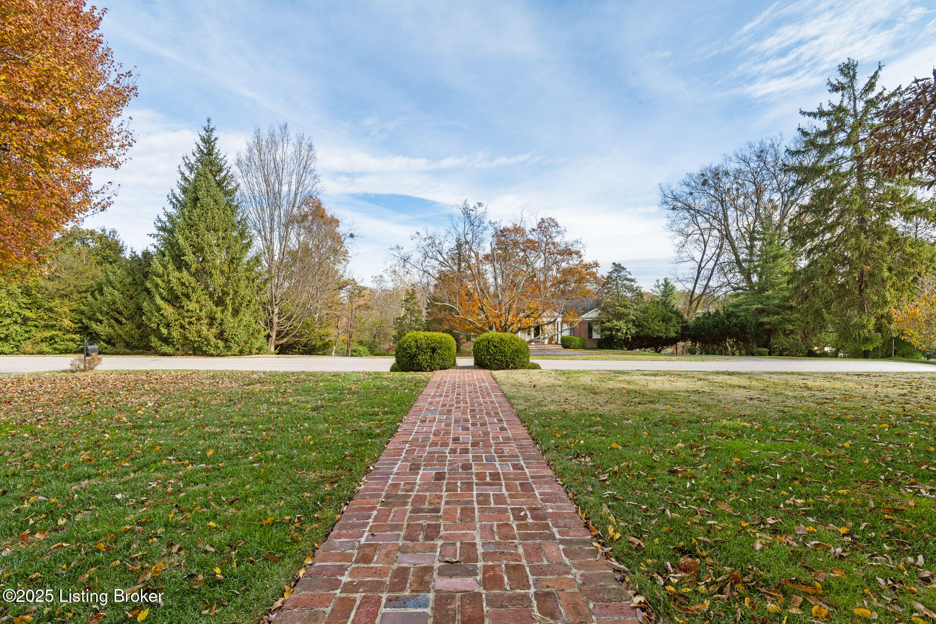 145 Westwind Rd