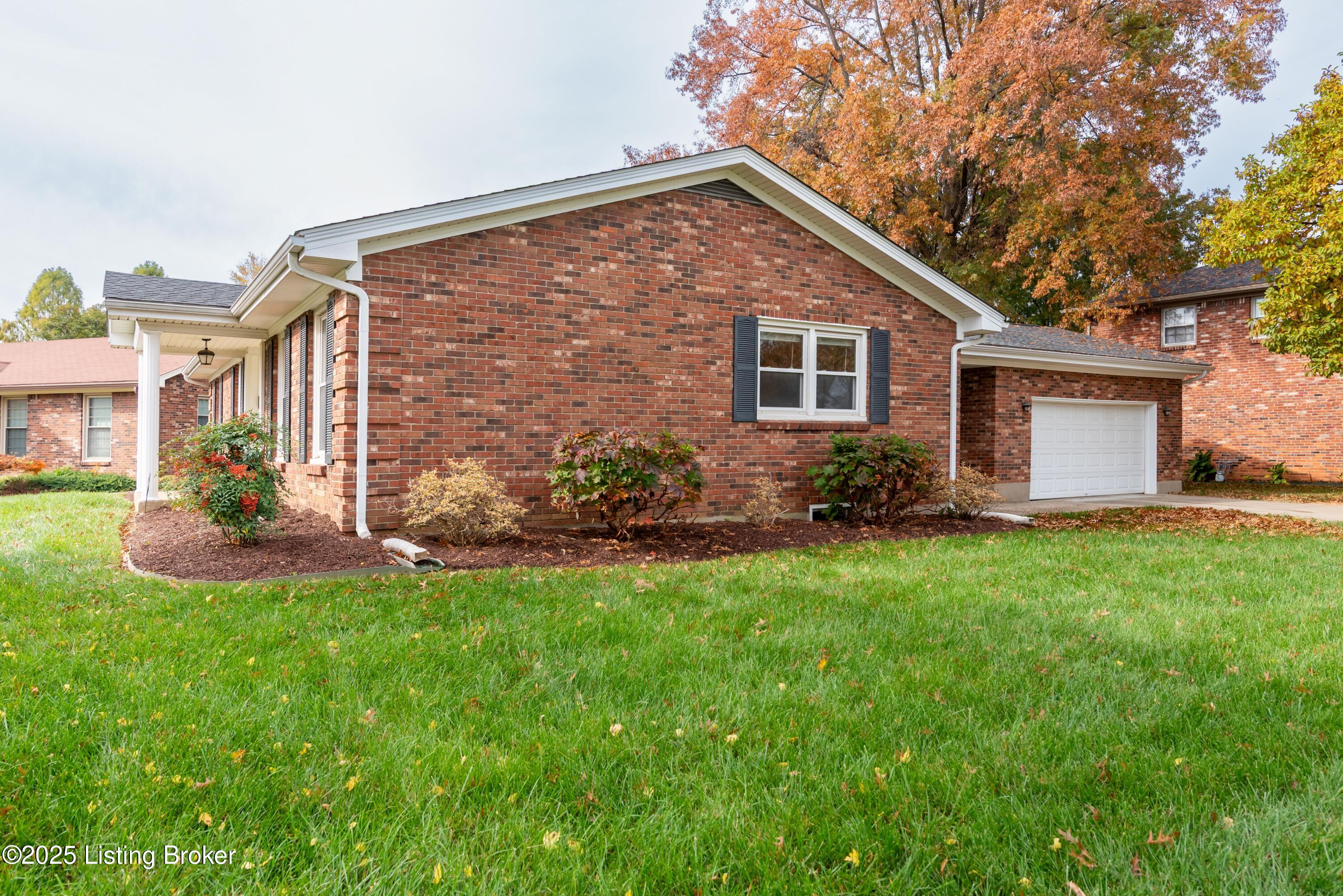 4305 Eastside Ct