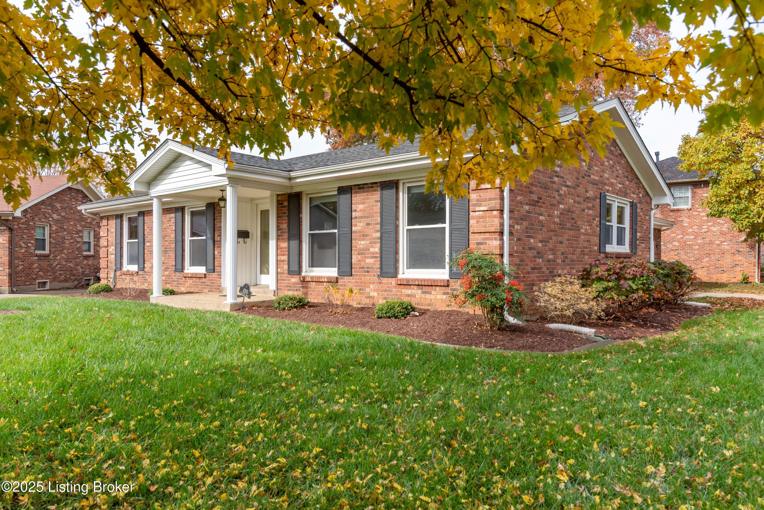 4305 Eastside Ct