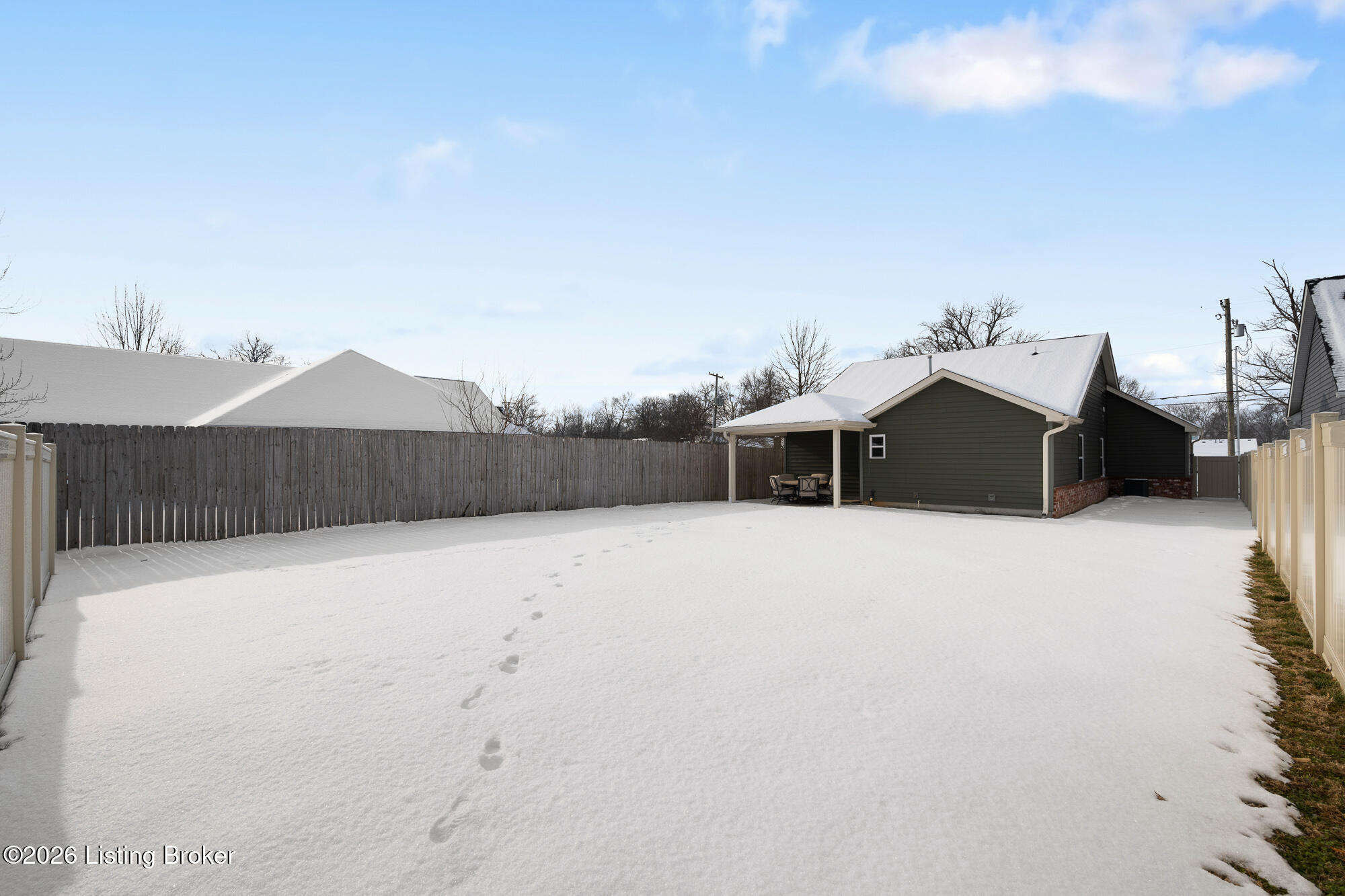411 Washburn Ave