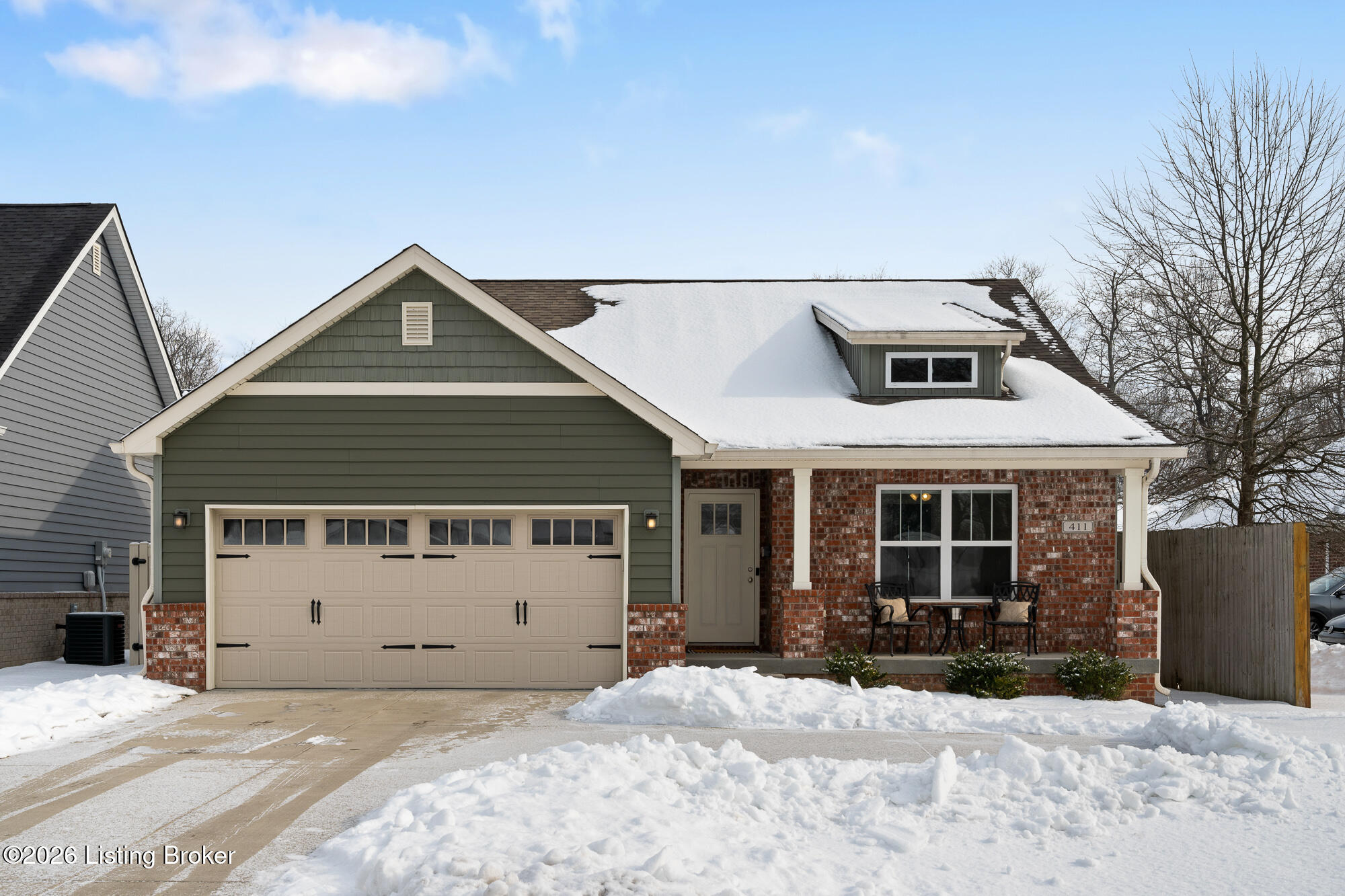 411 Washburn Ave