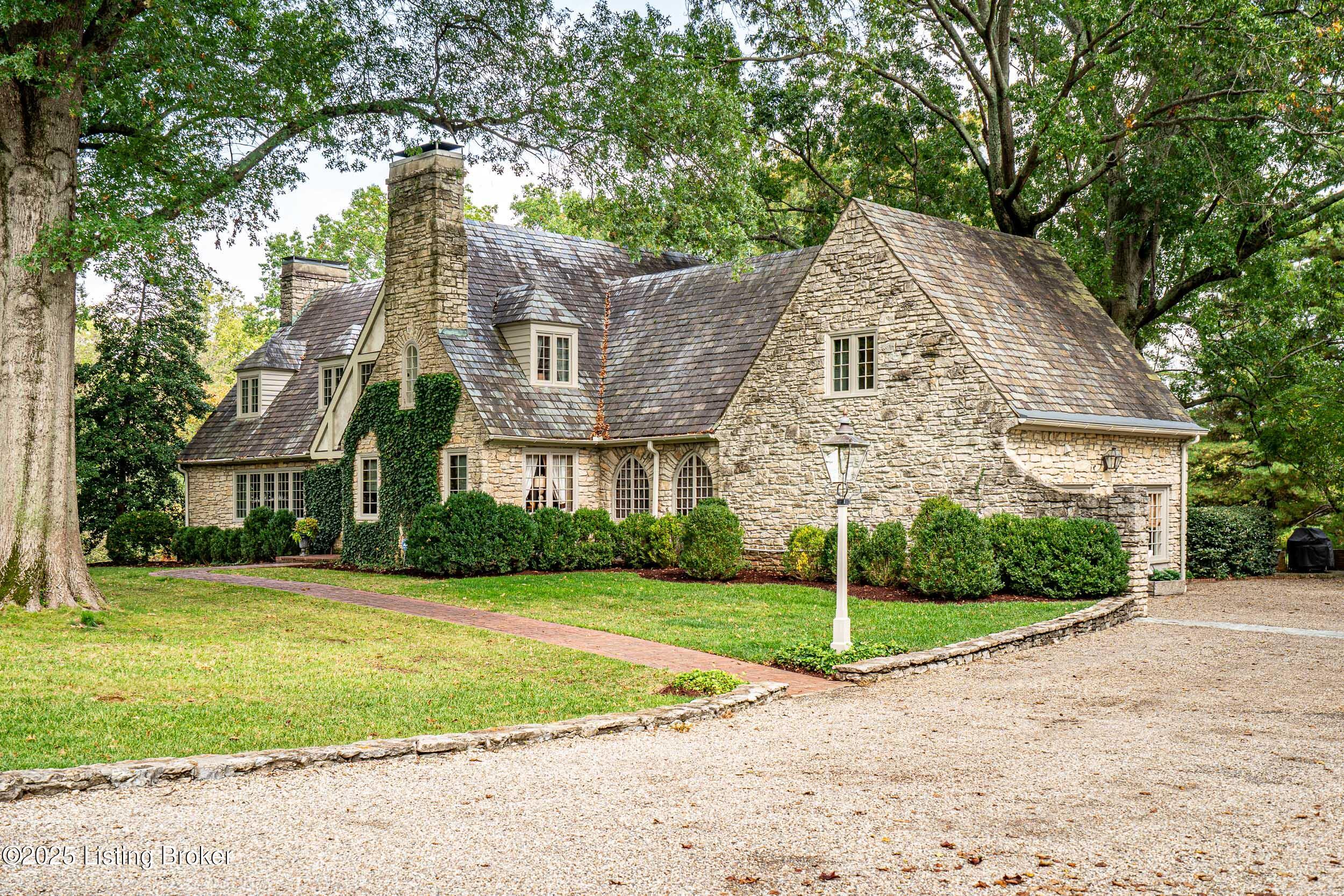 193 Bow Ln