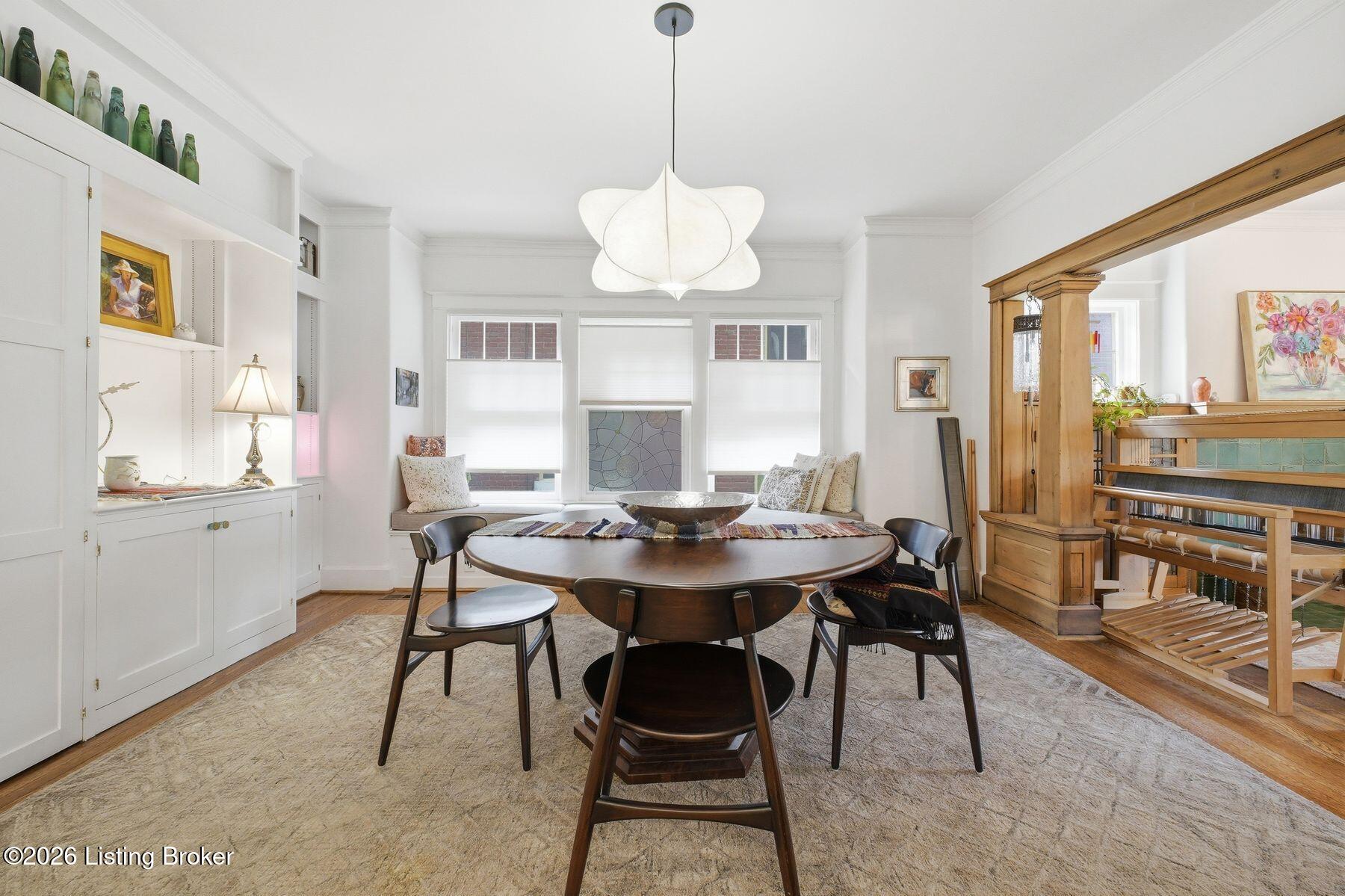 2211 Boulevard Napoleon