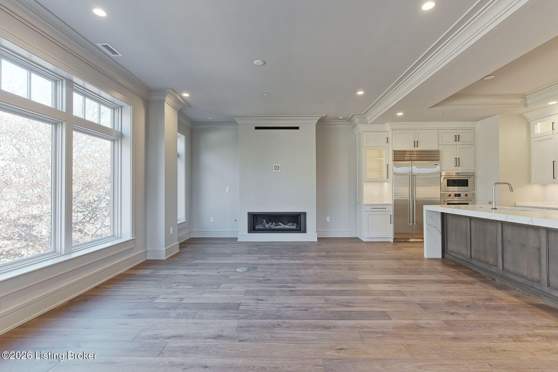 1576 Cherokee Rd 6