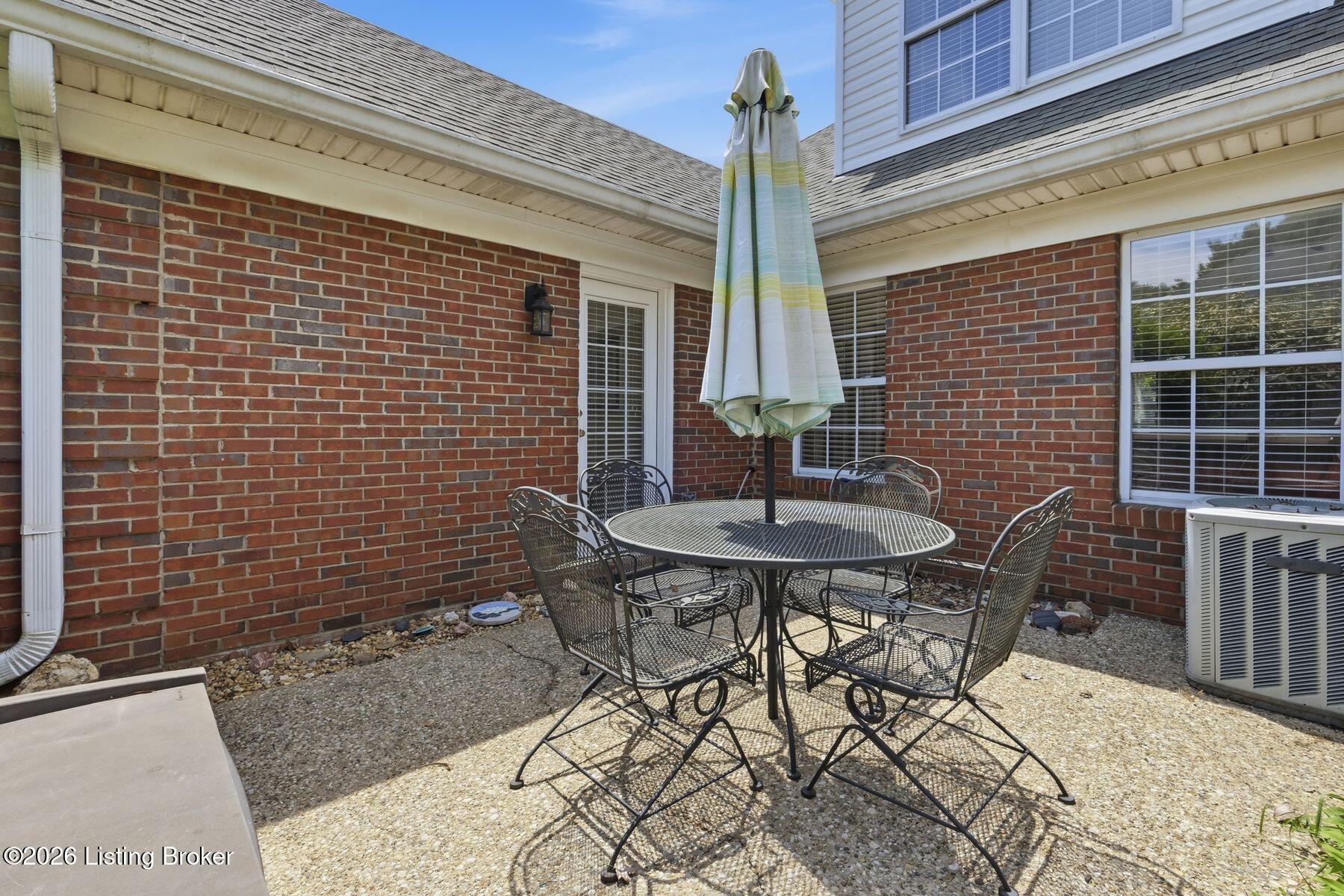 4803 Mountblair Ct