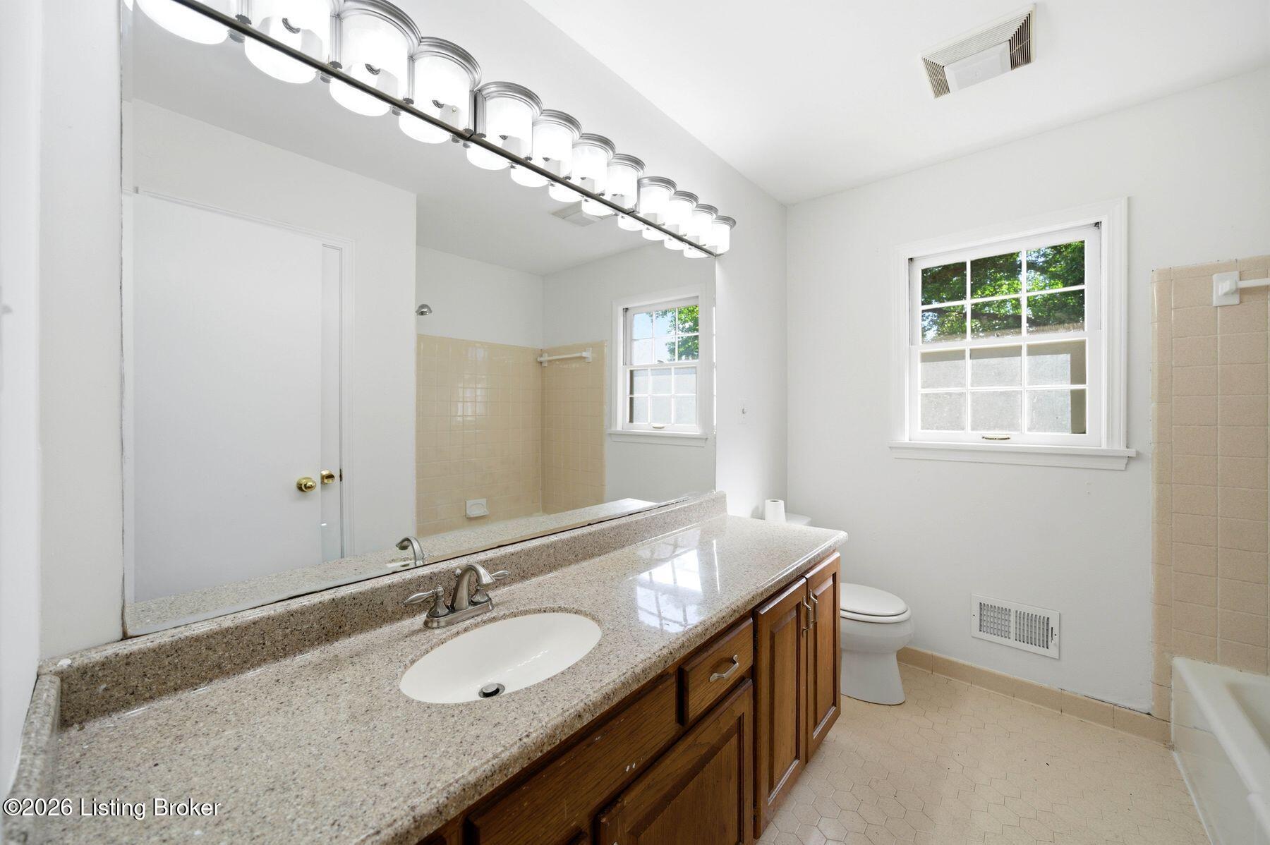 3405 Hastings Cir