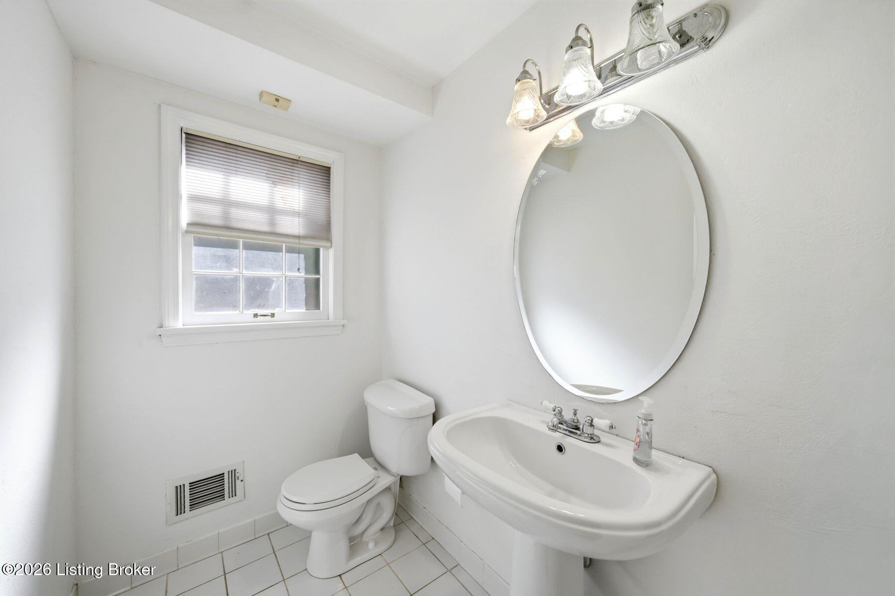 3405 Hastings Cir