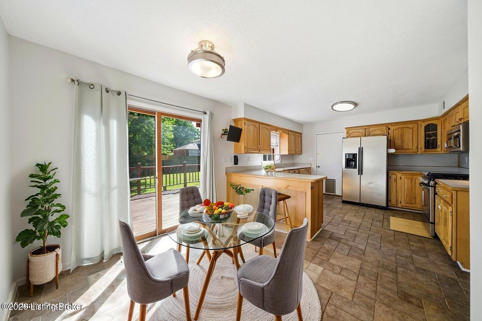 3405 Hastings Cir