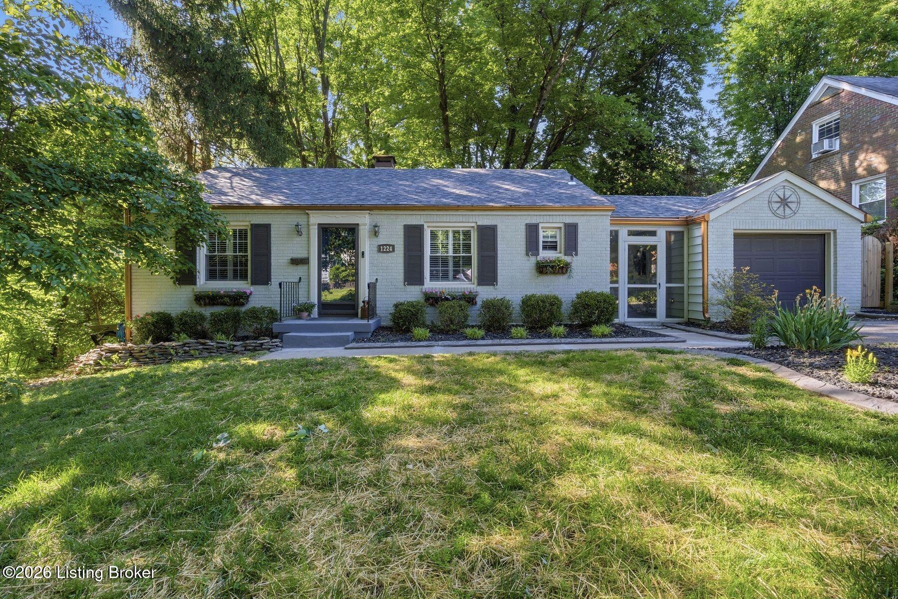 1224 Falcon Dr