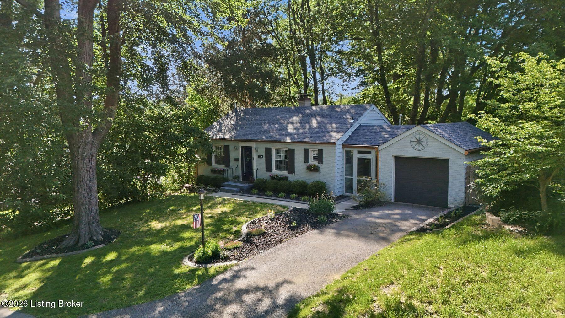 1224 Falcon Dr