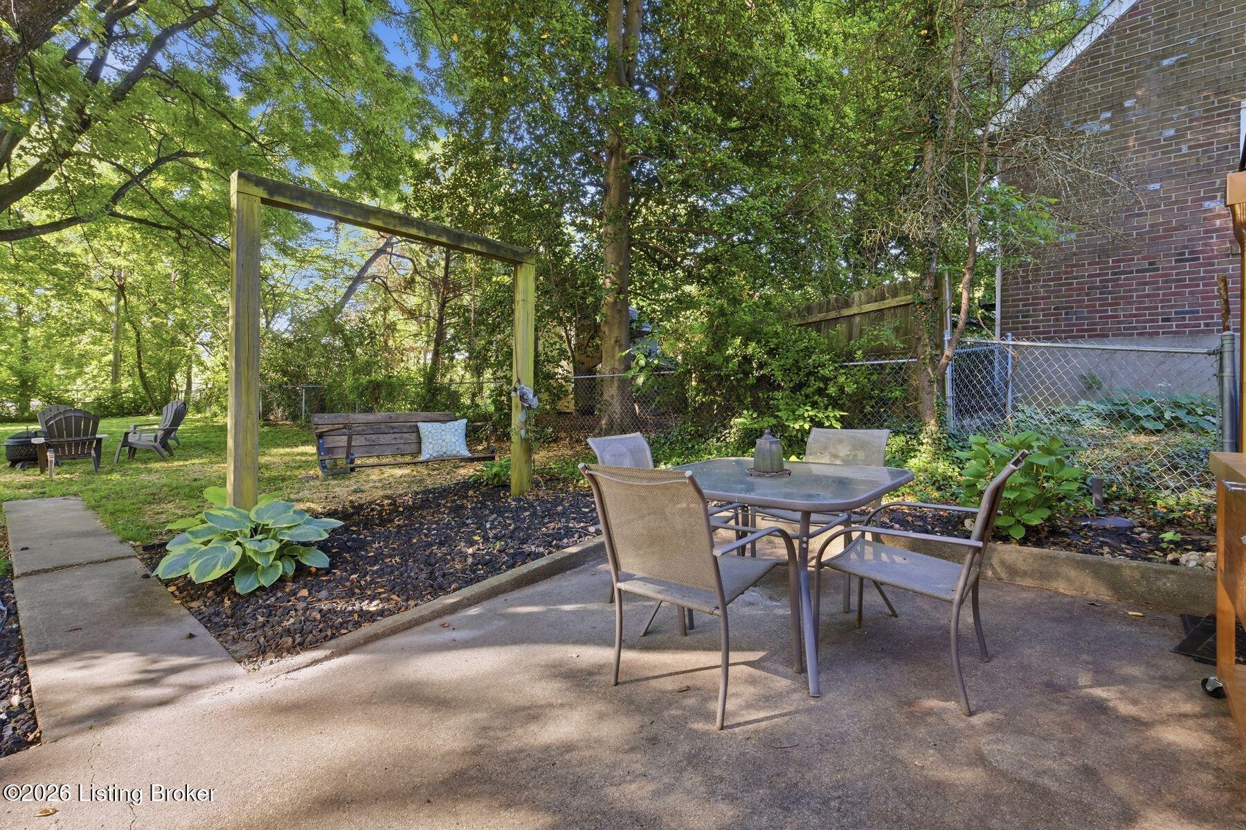 1224 Falcon Dr