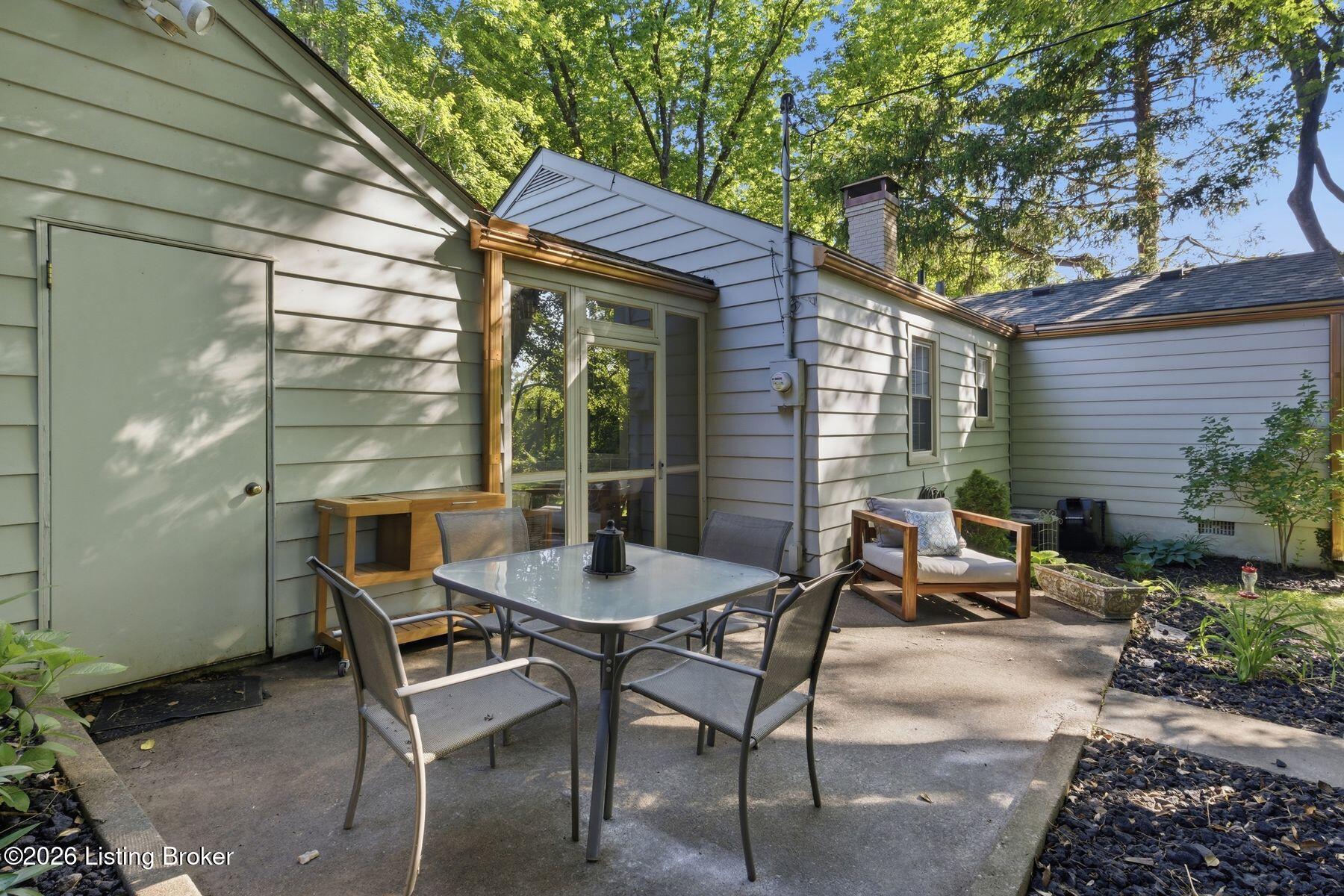 1224 Falcon Dr