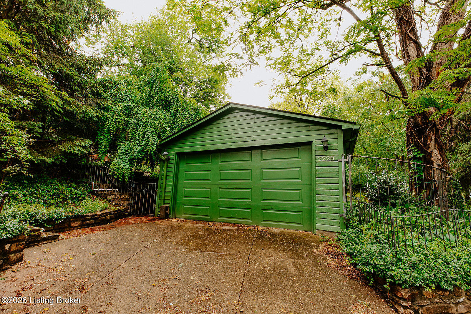 2228 Bonnycastle Ave