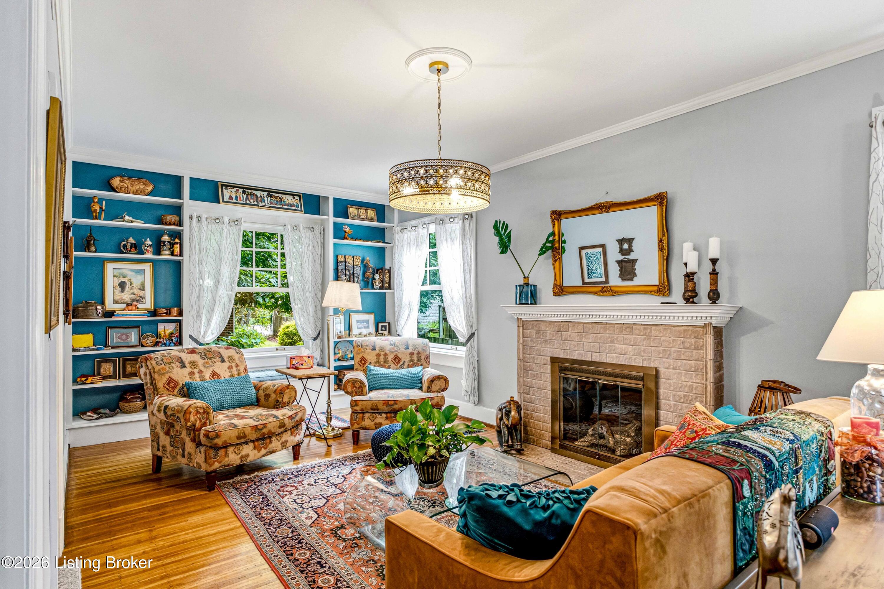 2036 Boulevard Napoleon
