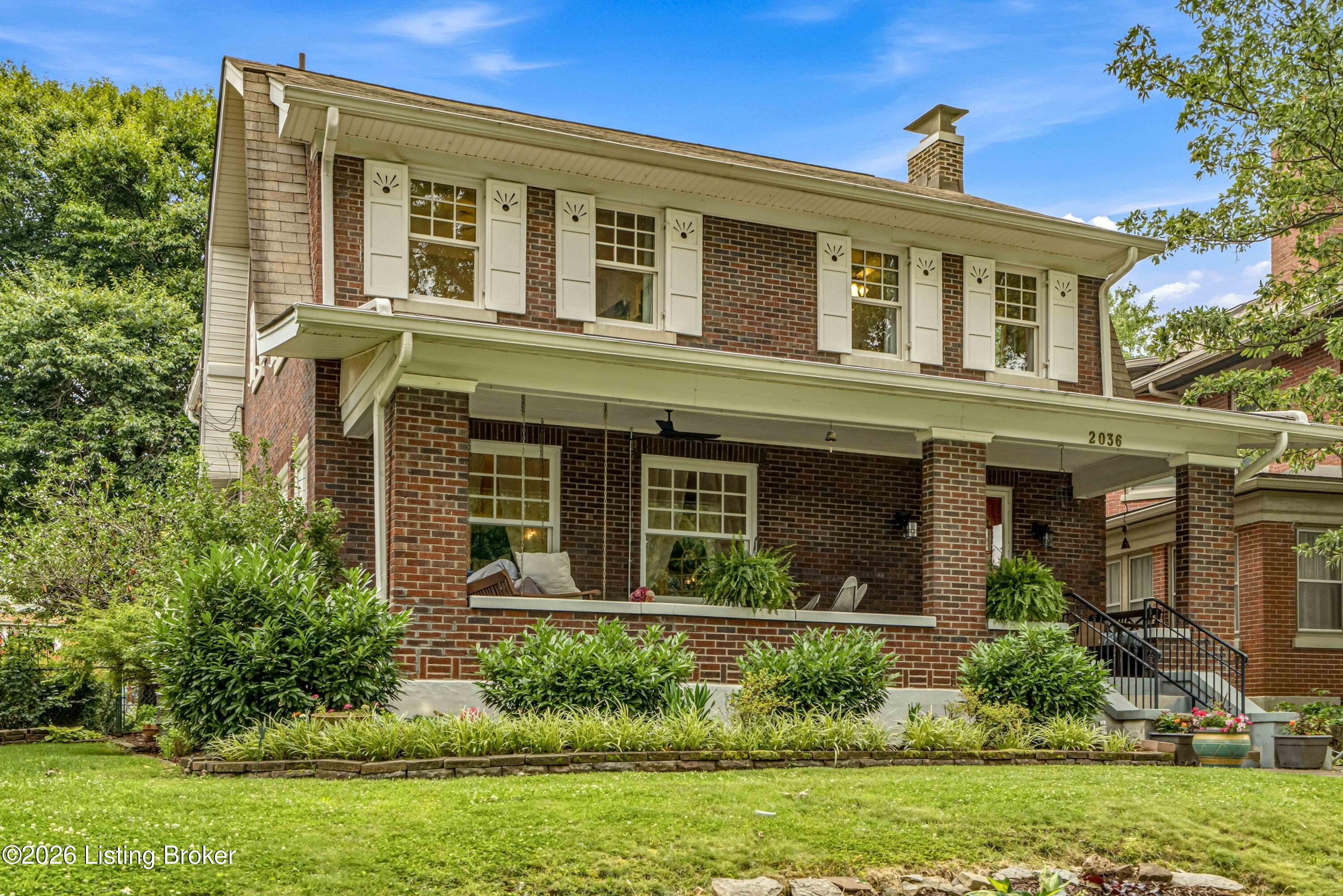 2036 Boulevard Napoleon