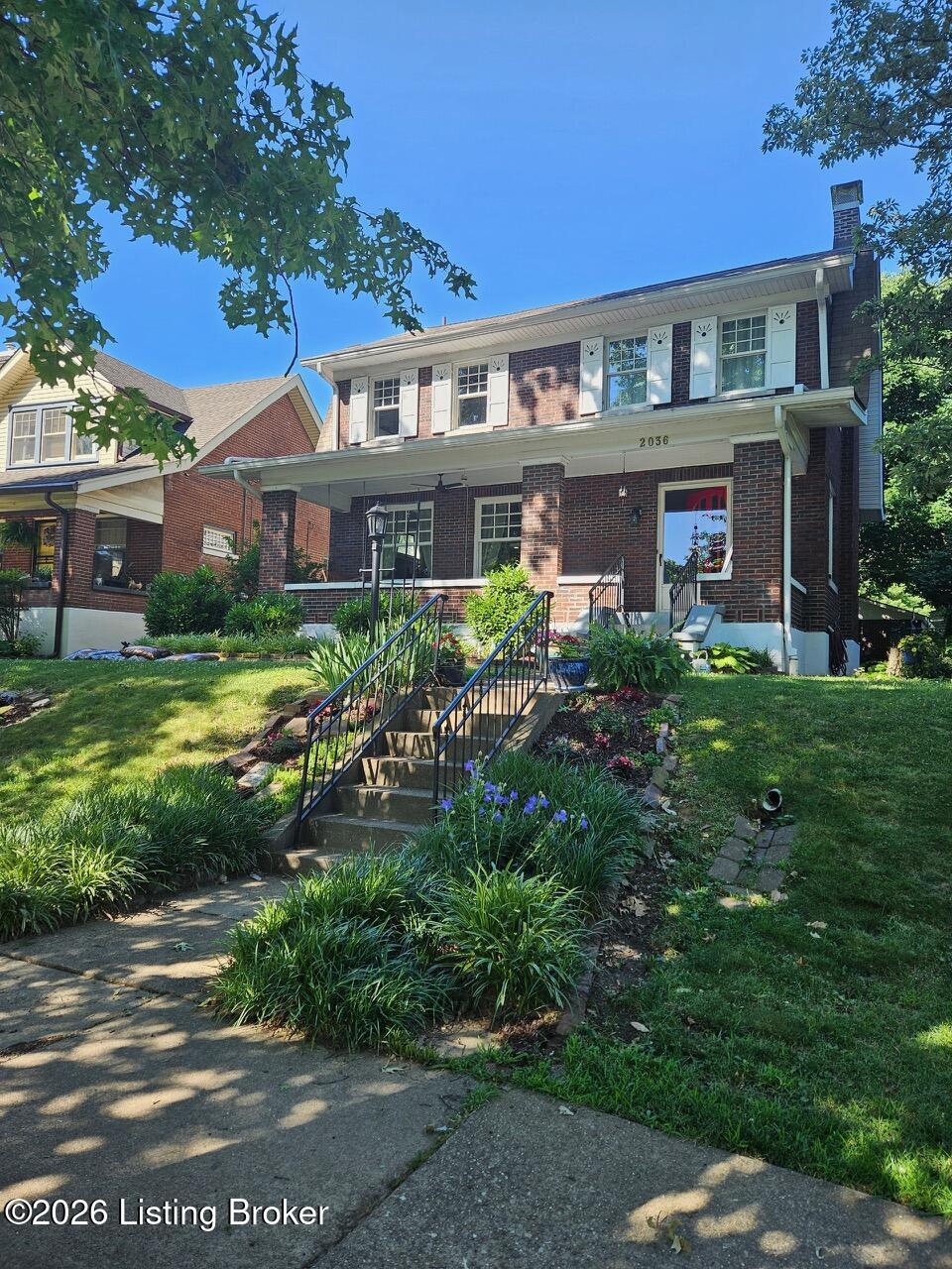 2036 Boulevard Napoleon