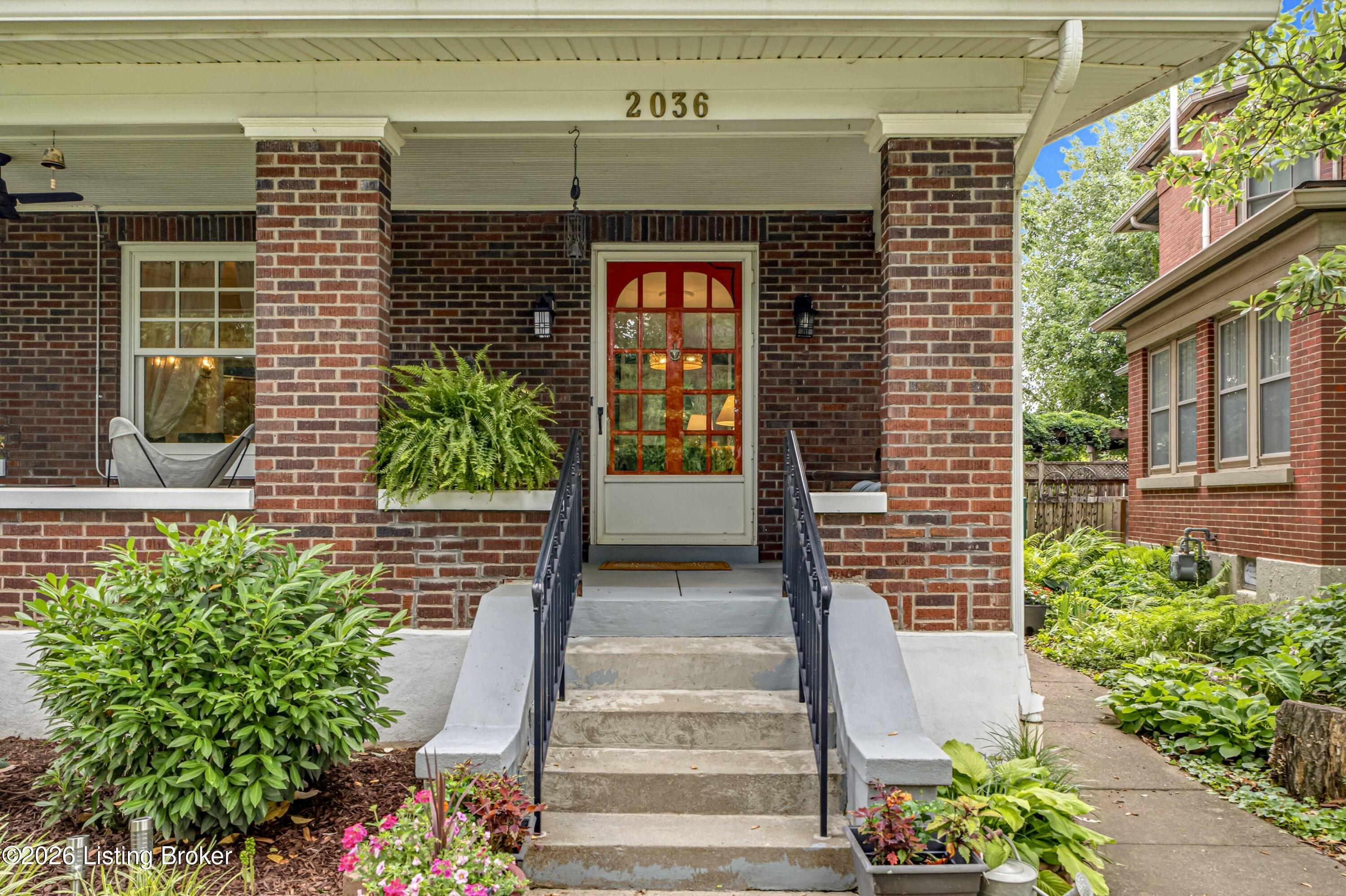 2036 Boulevard Napoleon