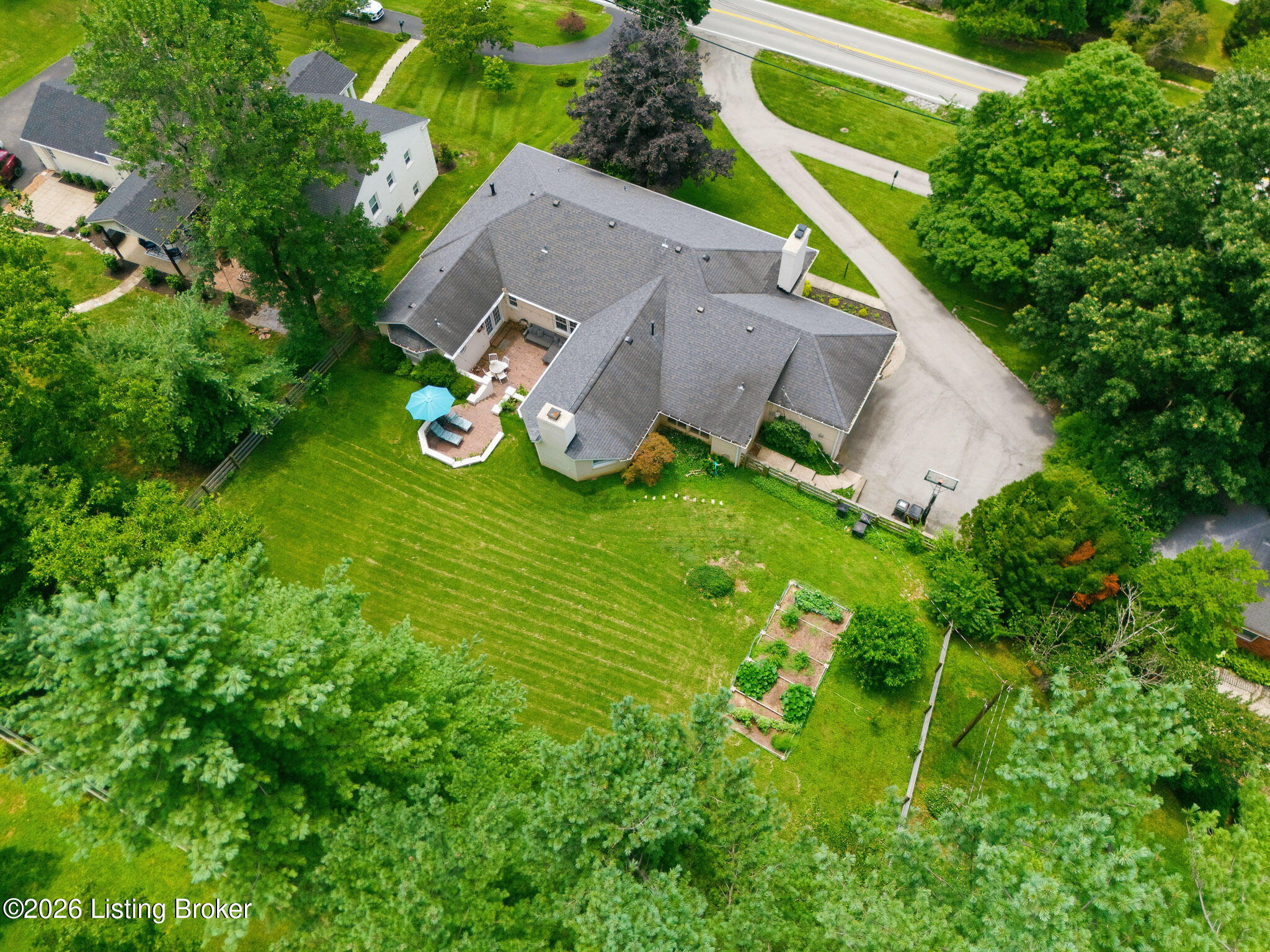417 Blankenbaker Ln