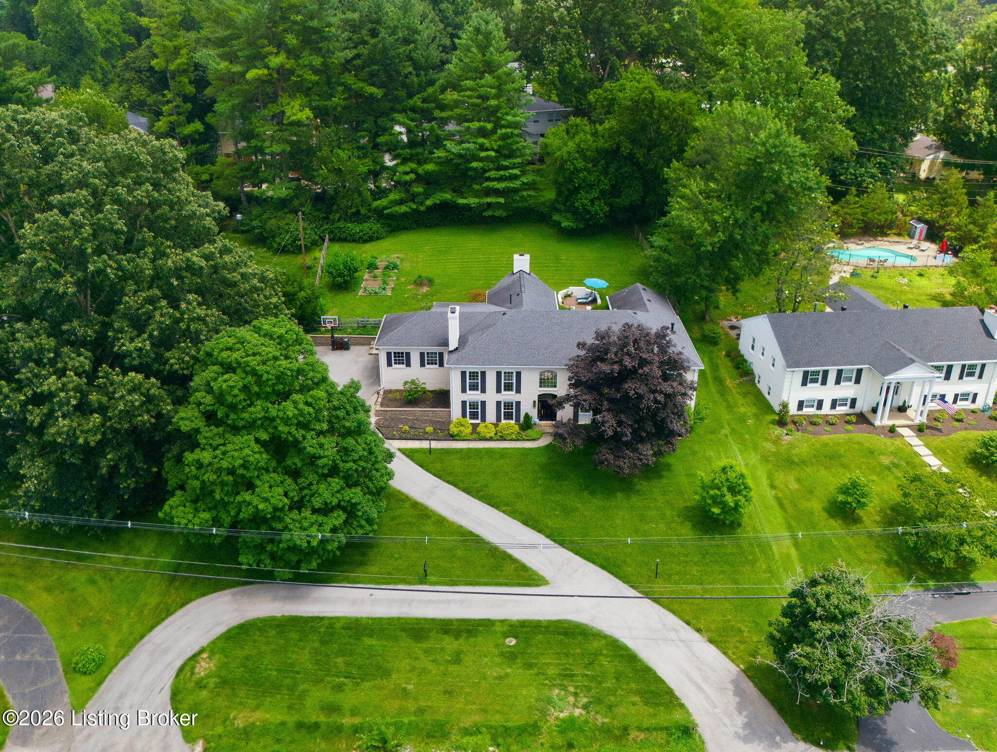 417 Blankenbaker Ln