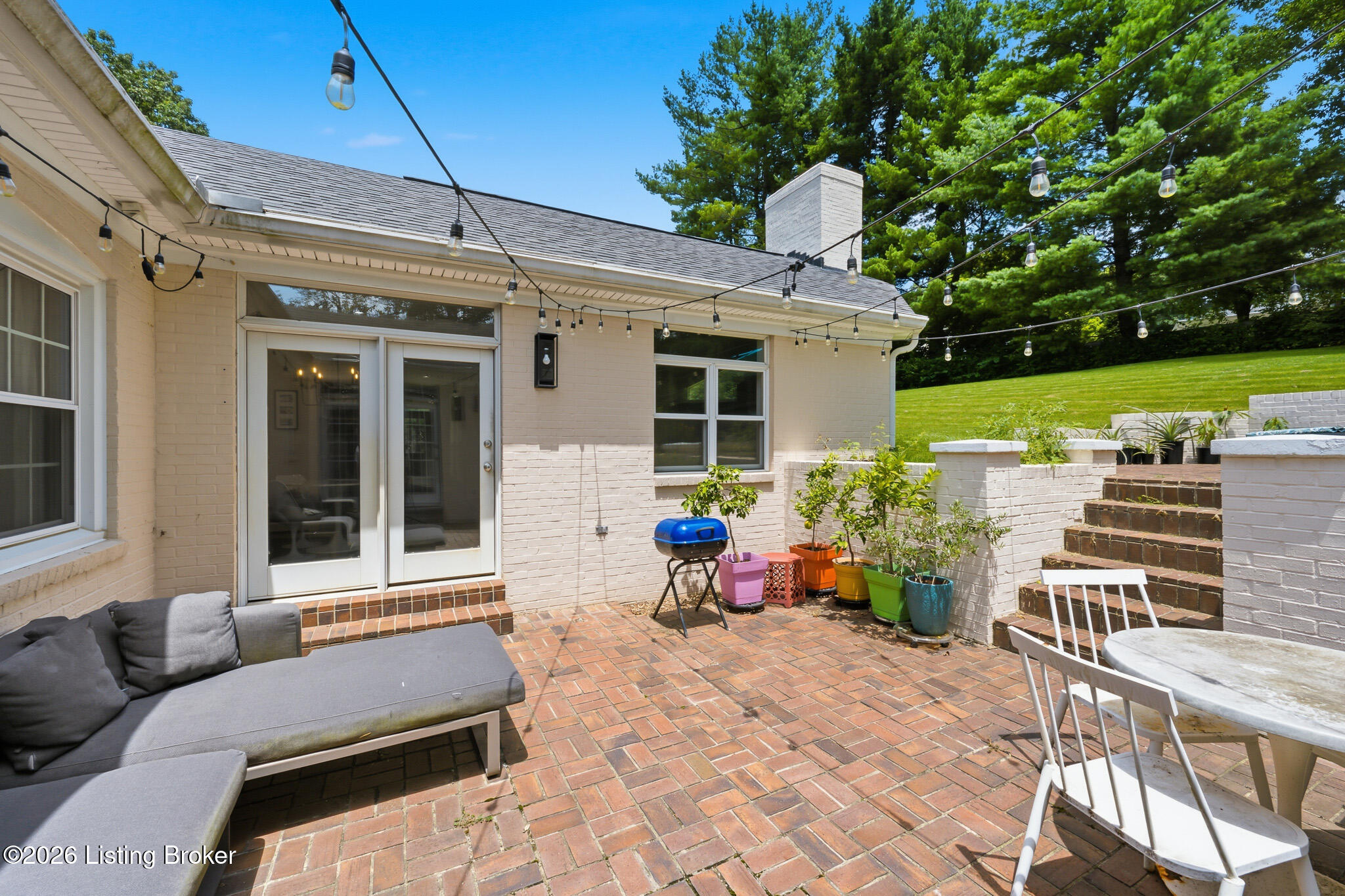 417 Blankenbaker Ln