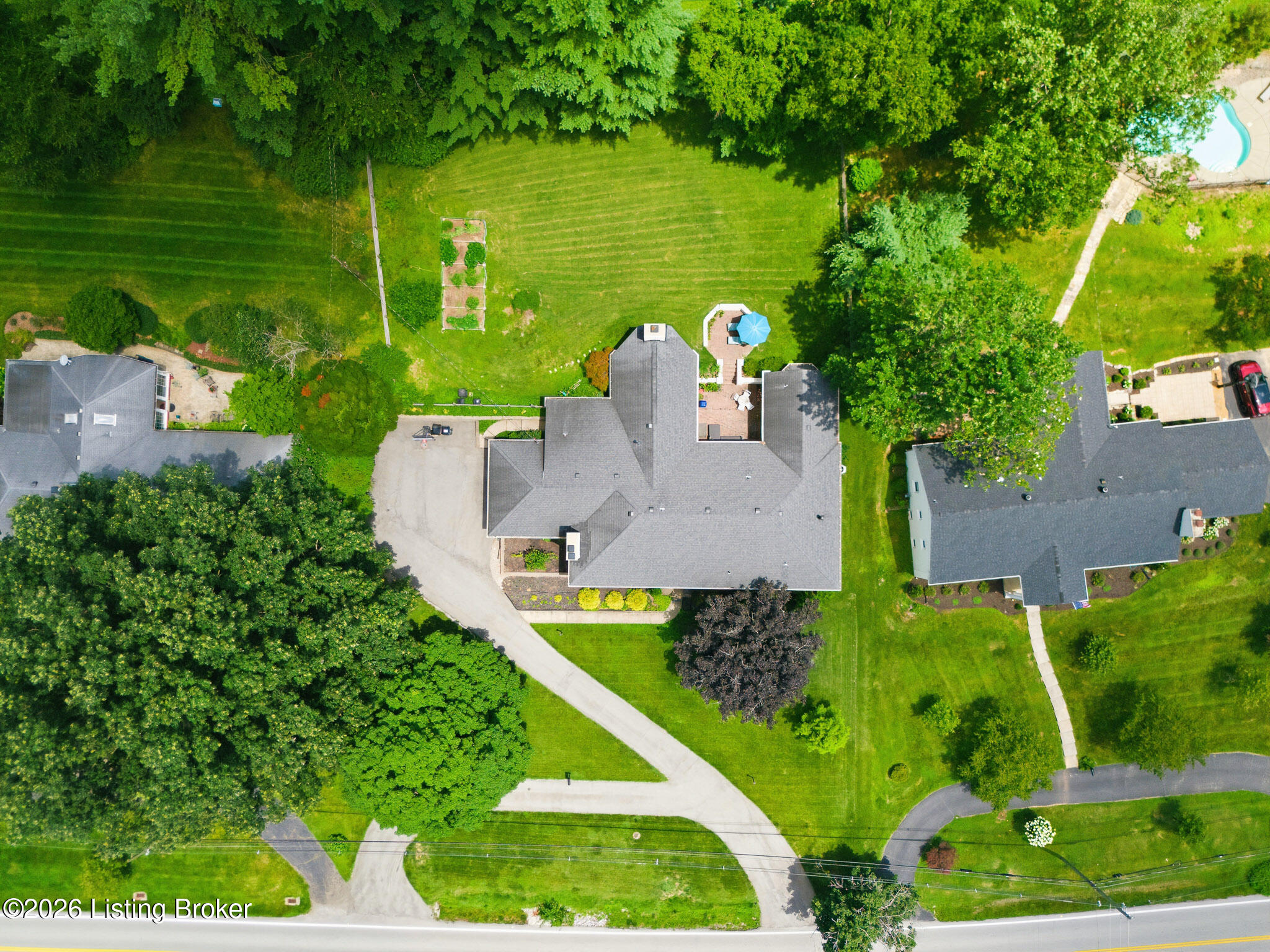 417 Blankenbaker Ln