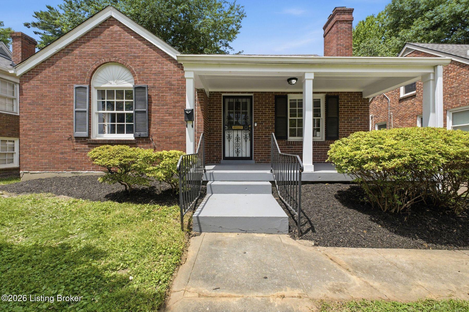 210 Ridgeway Ave