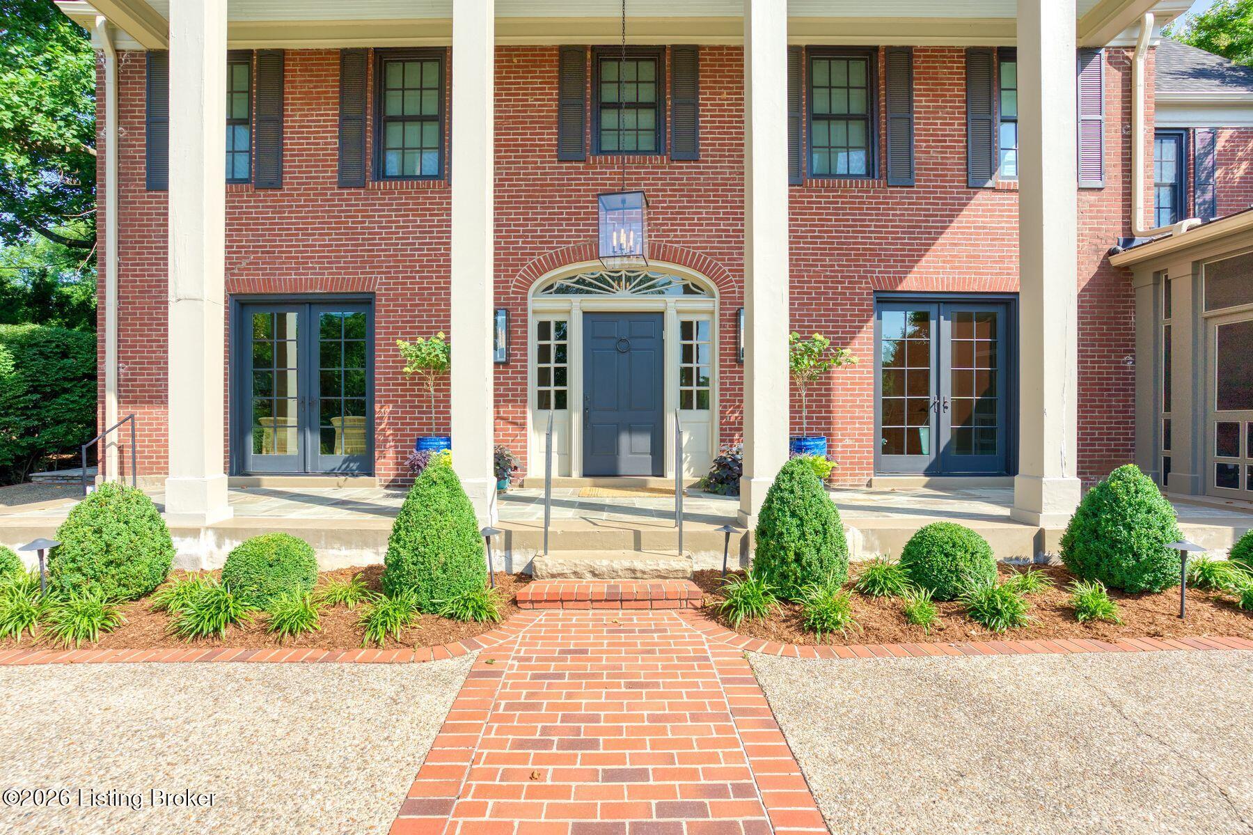 1679 Spring Dr