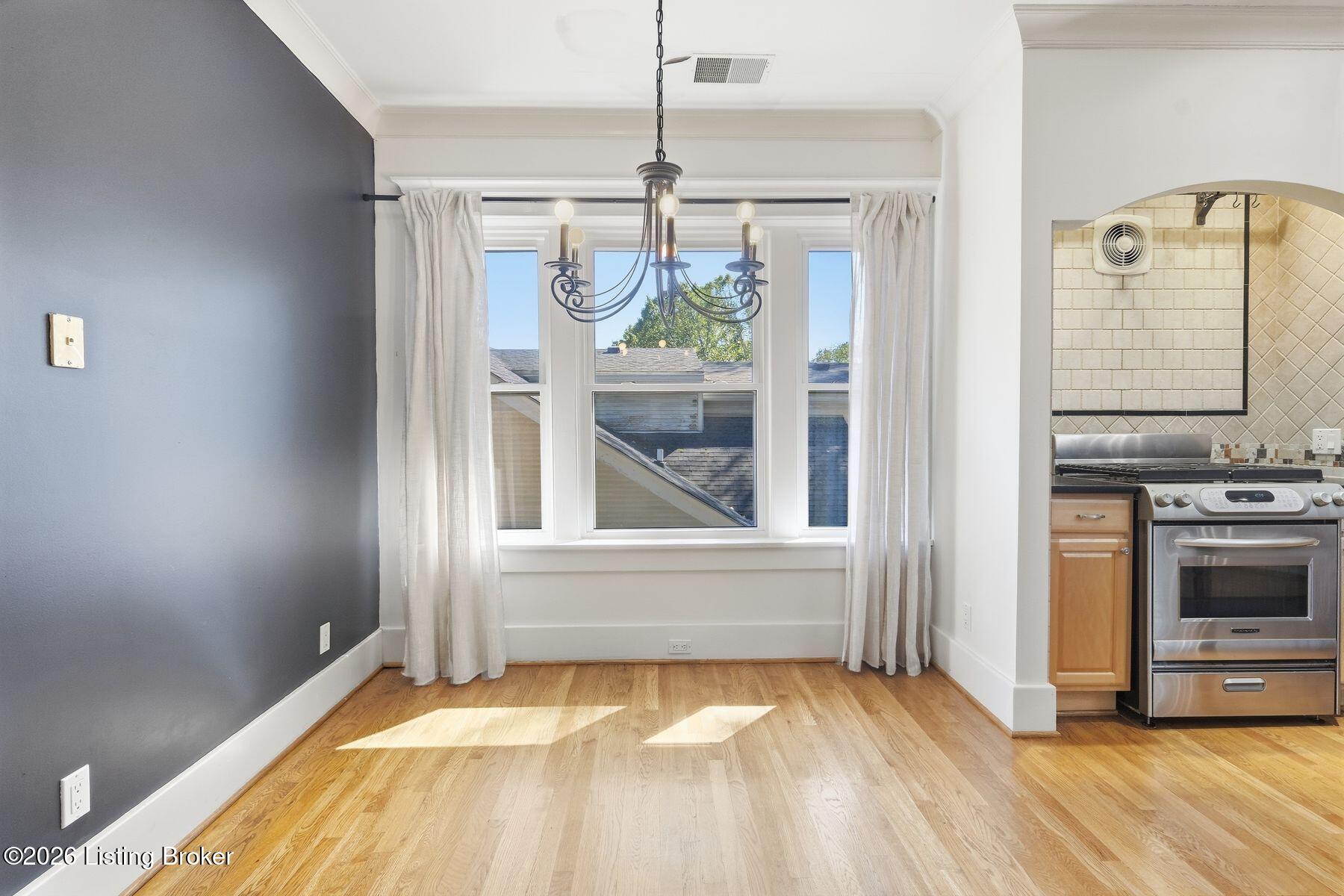 304 S Peterson Ave 3