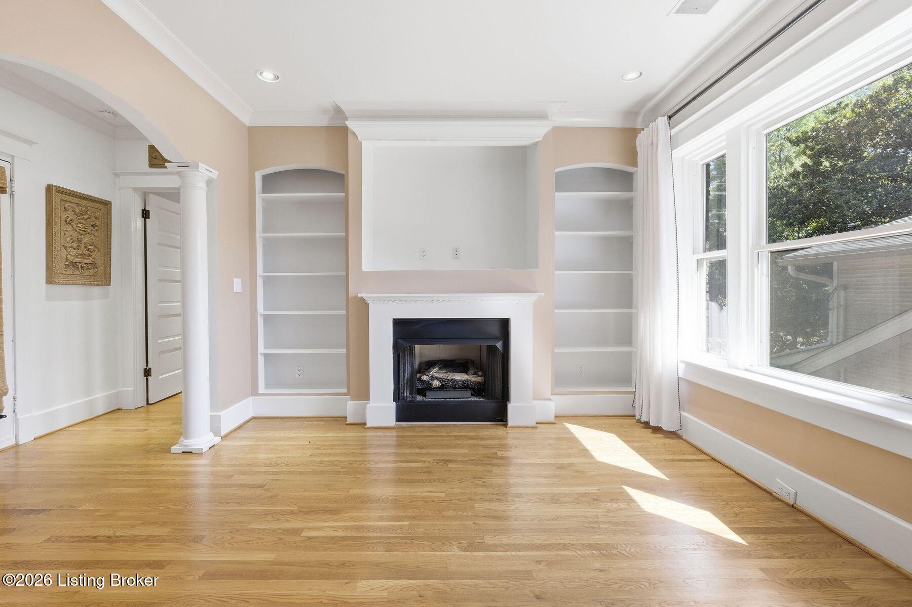 304 S Peterson Ave 3