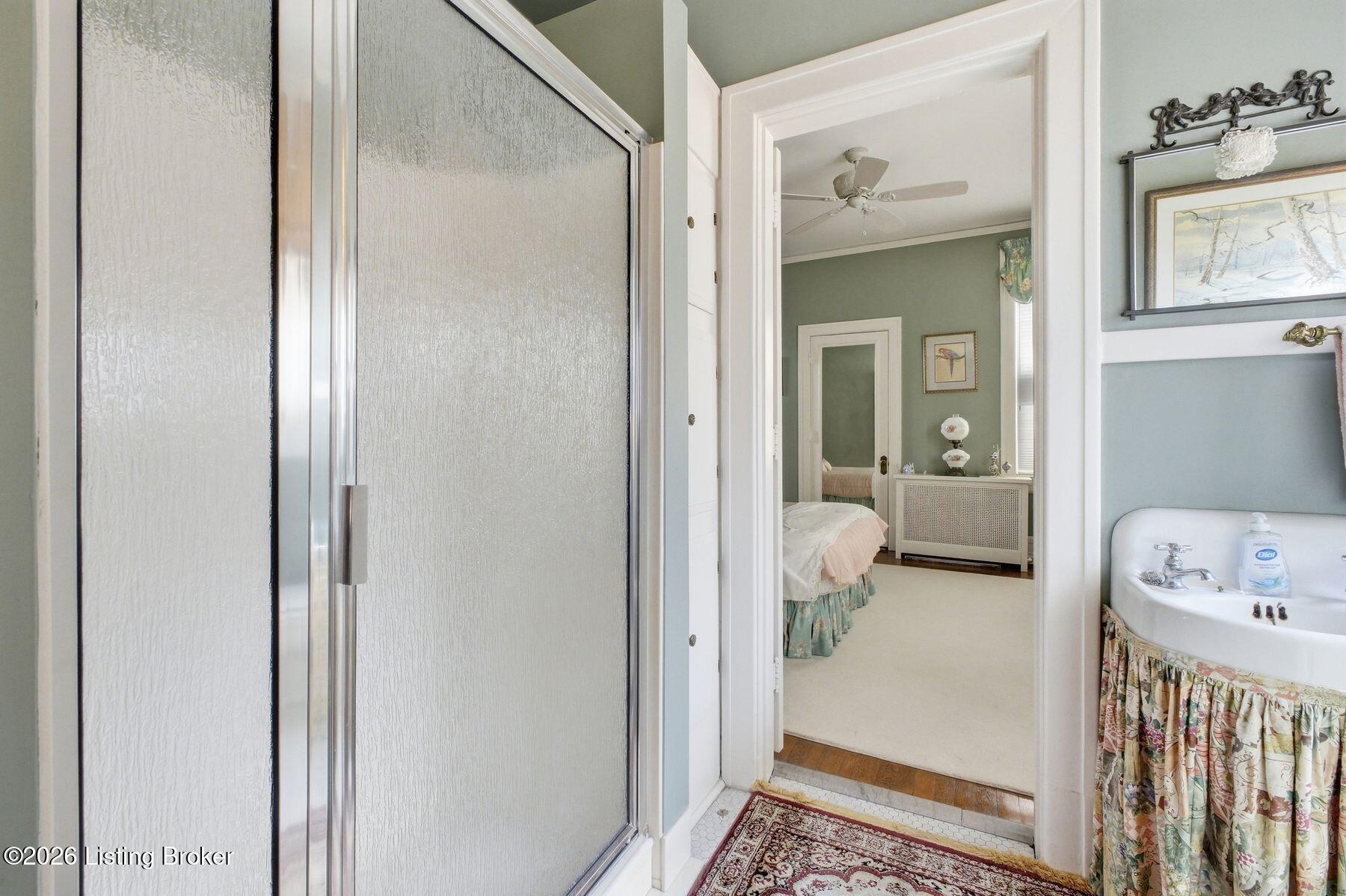 1028 Cherokee Rd 4