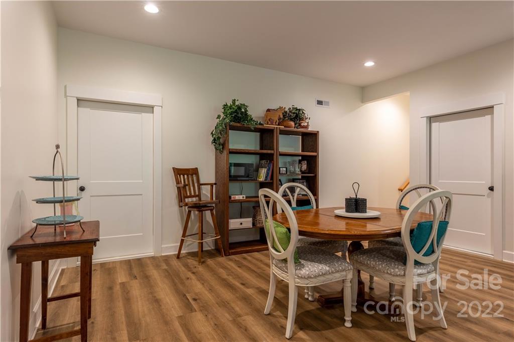 126 Beechmont Drive