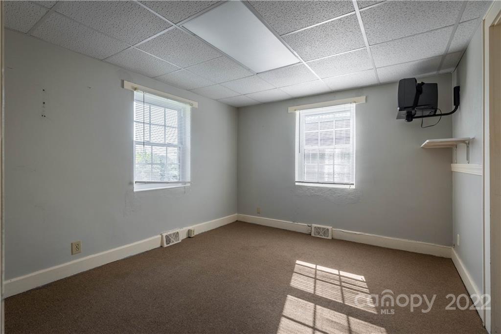 284 W Main Street