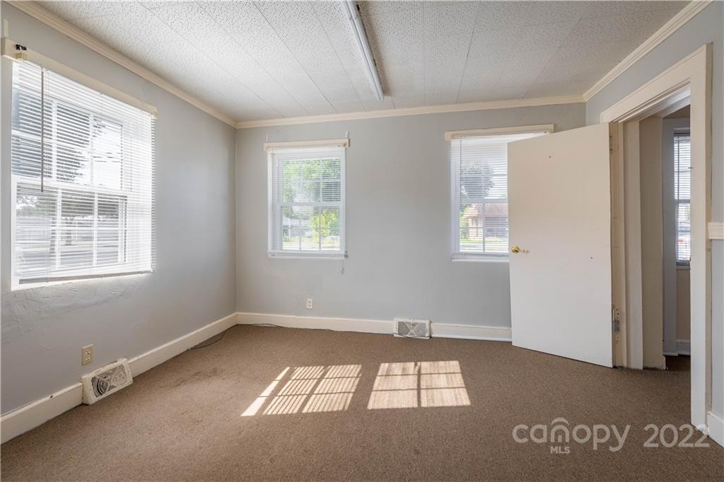 284 W Main Street