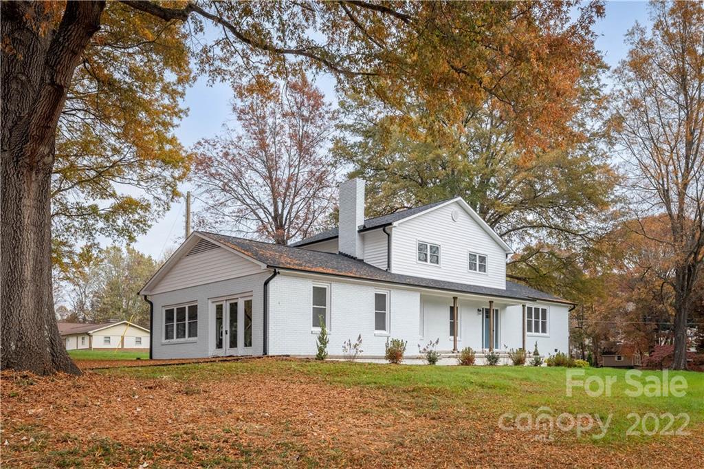 2999 Woodwind Drive