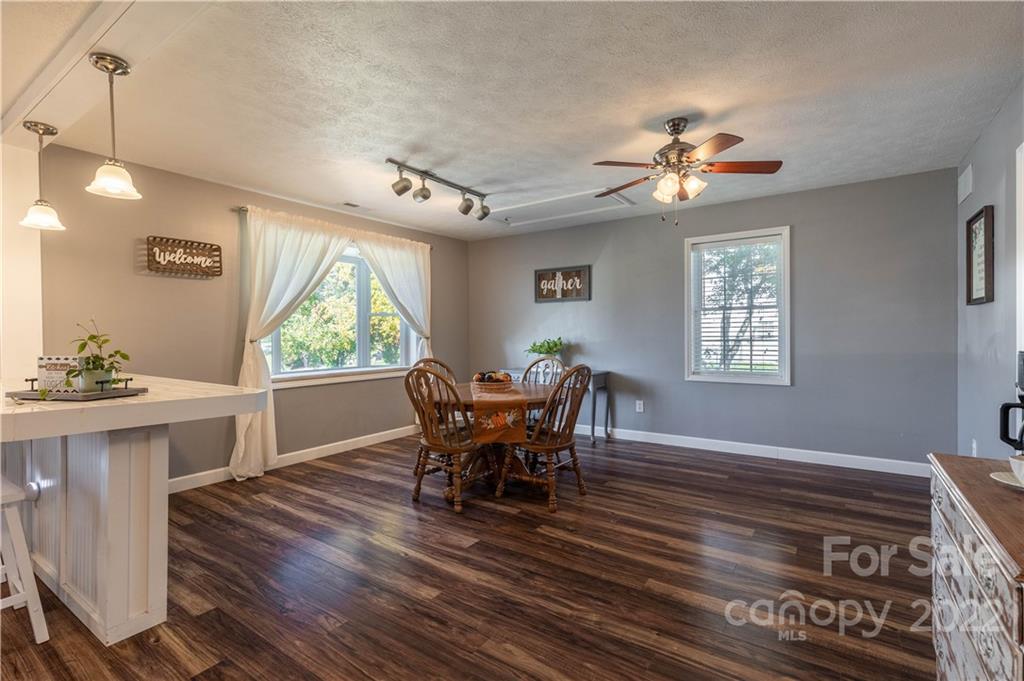 304 N Meadow Drive