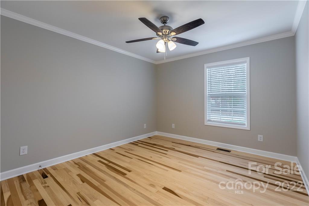 2865 Woodstream Drive