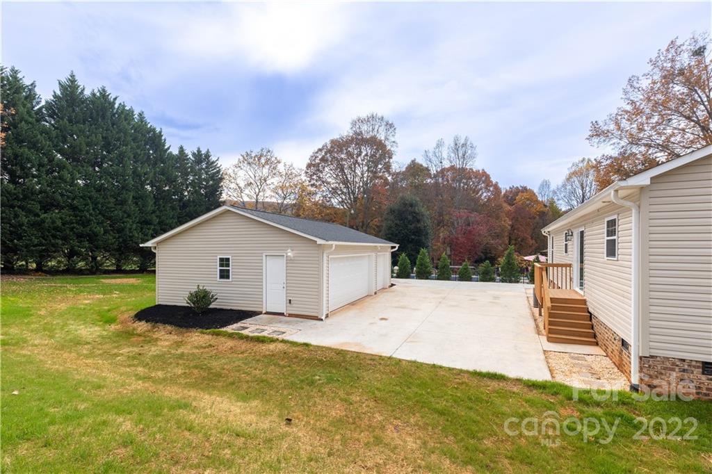 2865 Woodstream Drive