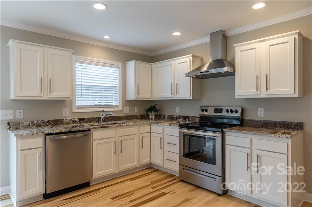 2865 Woodstream Drive
