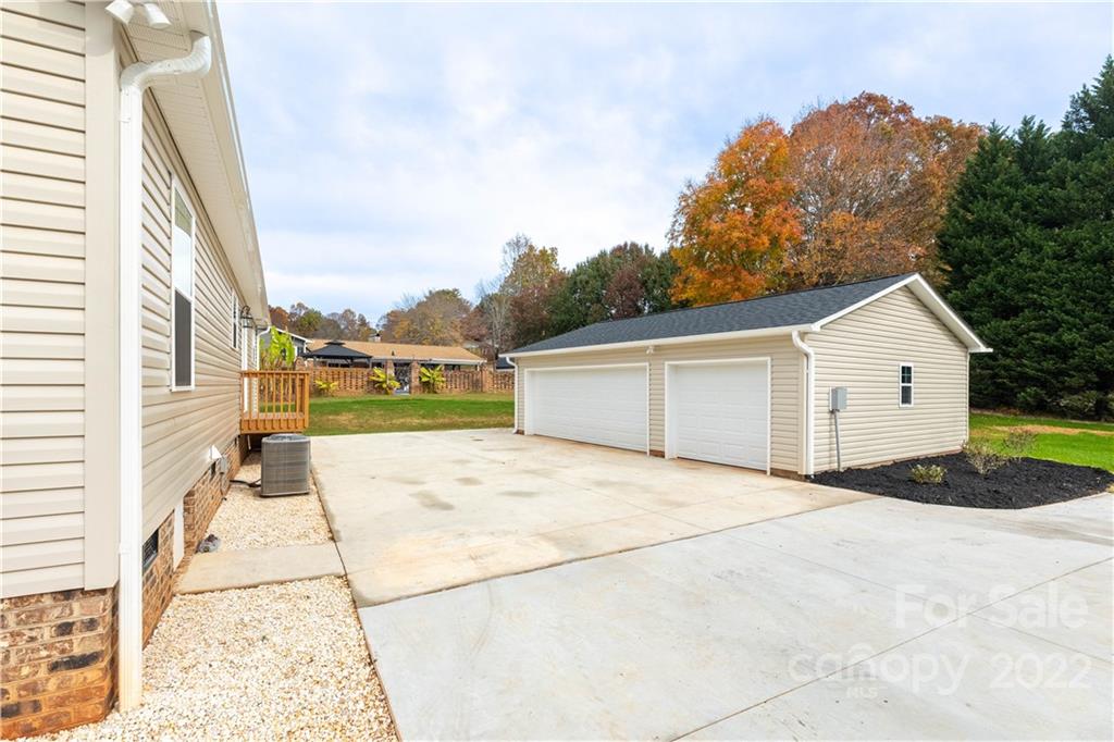 2865 Woodstream Drive