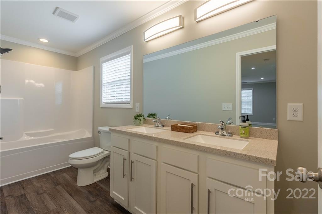 2865 Woodstream Drive
