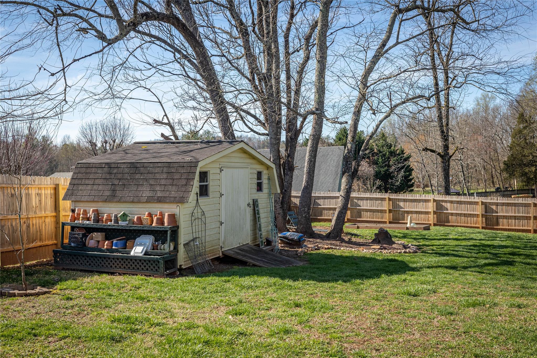 902 Bethel Road