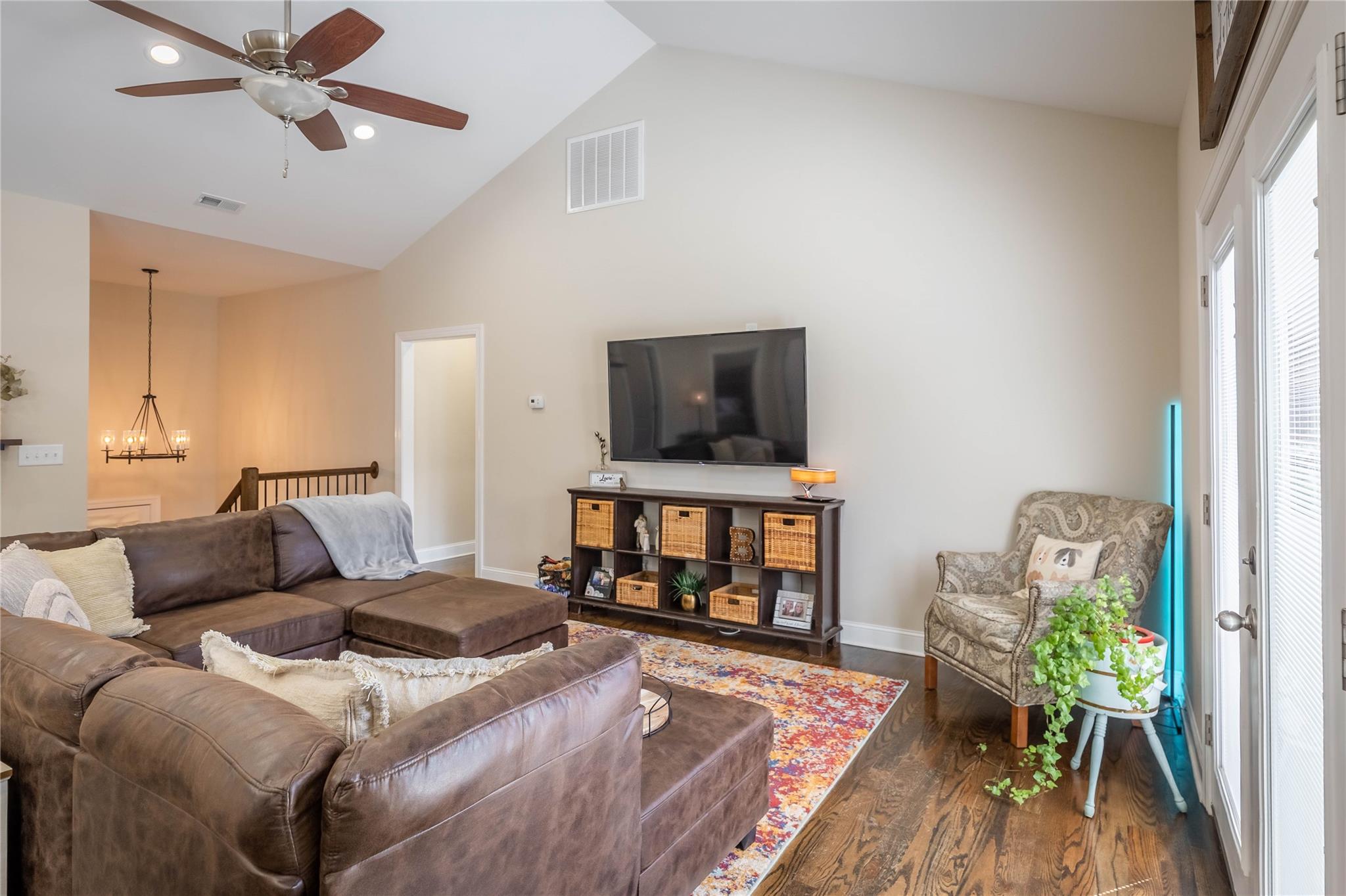 1735 Plantation Loop