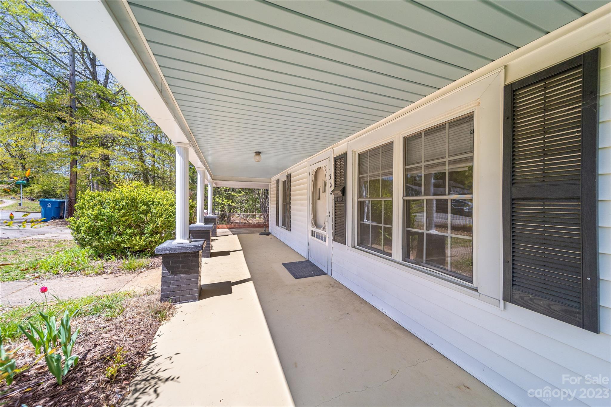 304 Garrou Avenue SE